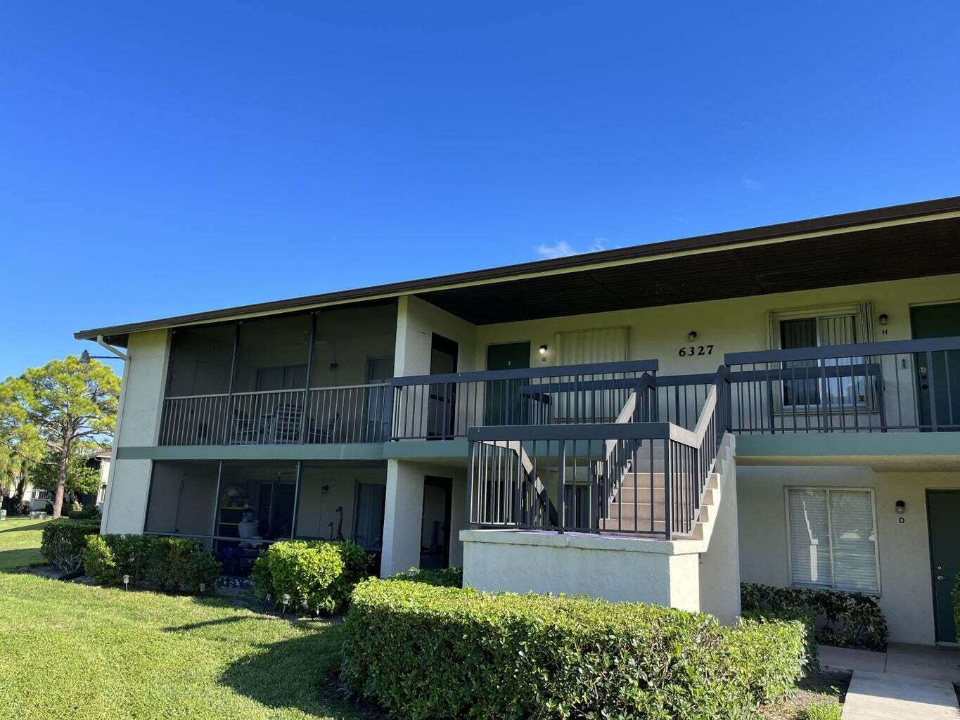 6327 Chasewood Drive G, Jupiter Unit: G