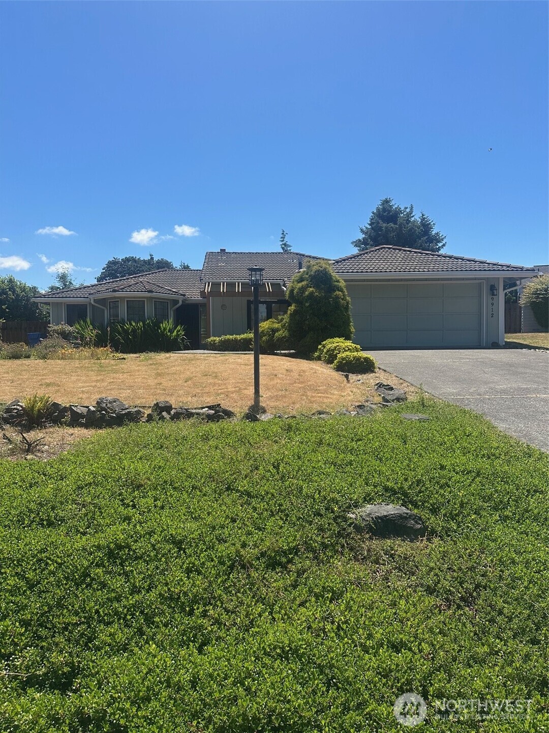 9912 72nd Street SW