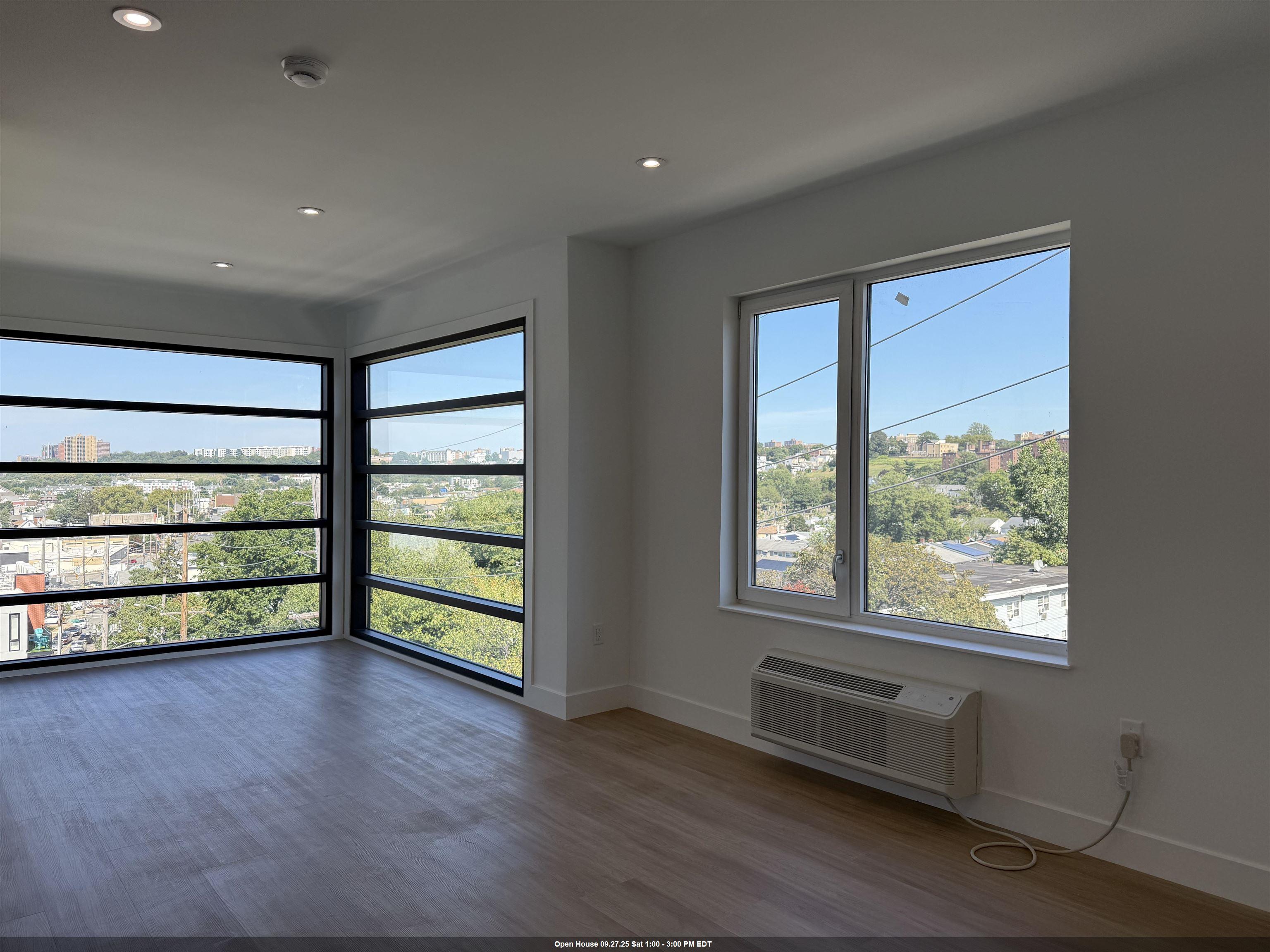 3309 LIBERTY AVE Unit: 510