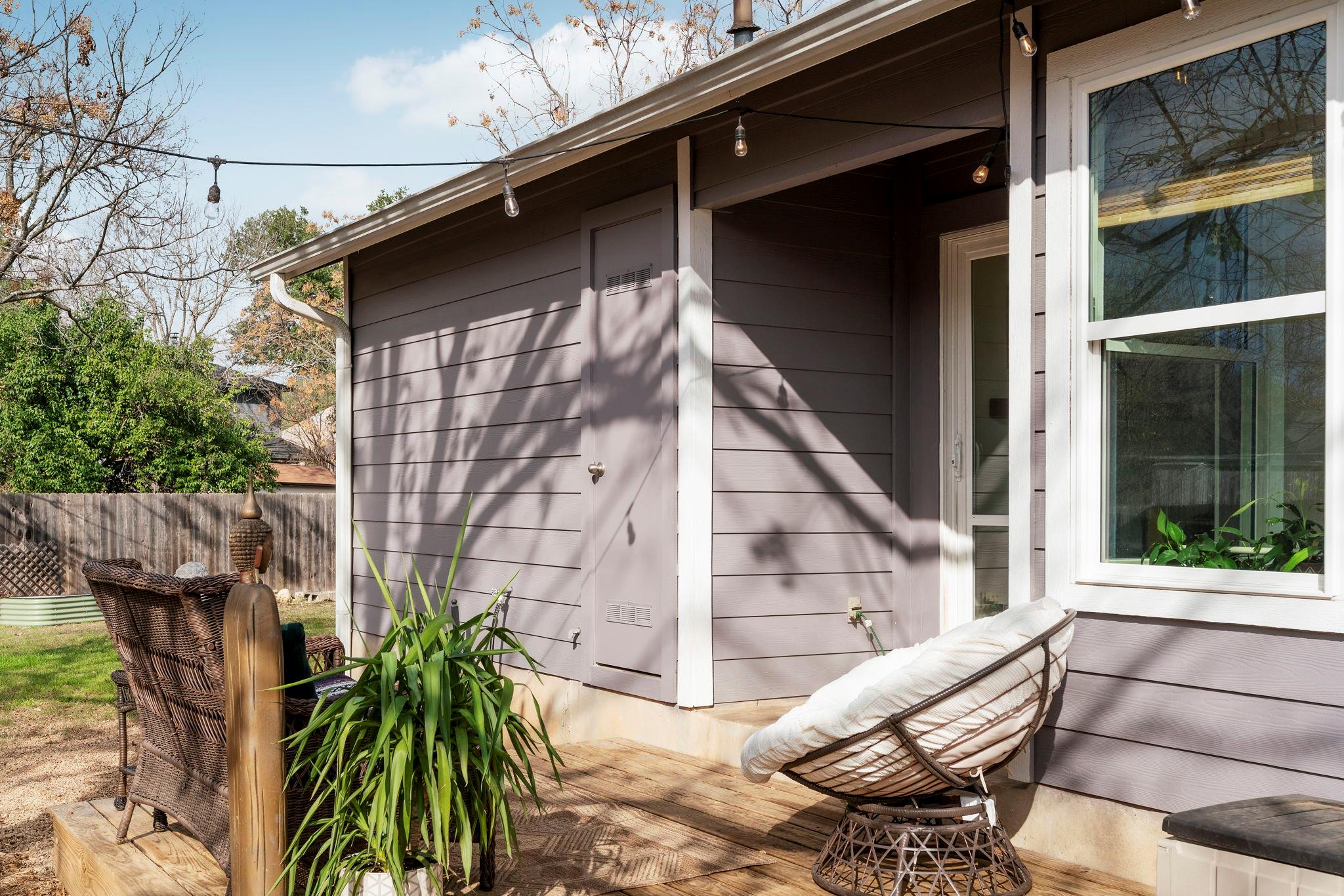 2706 Holly Springs CT