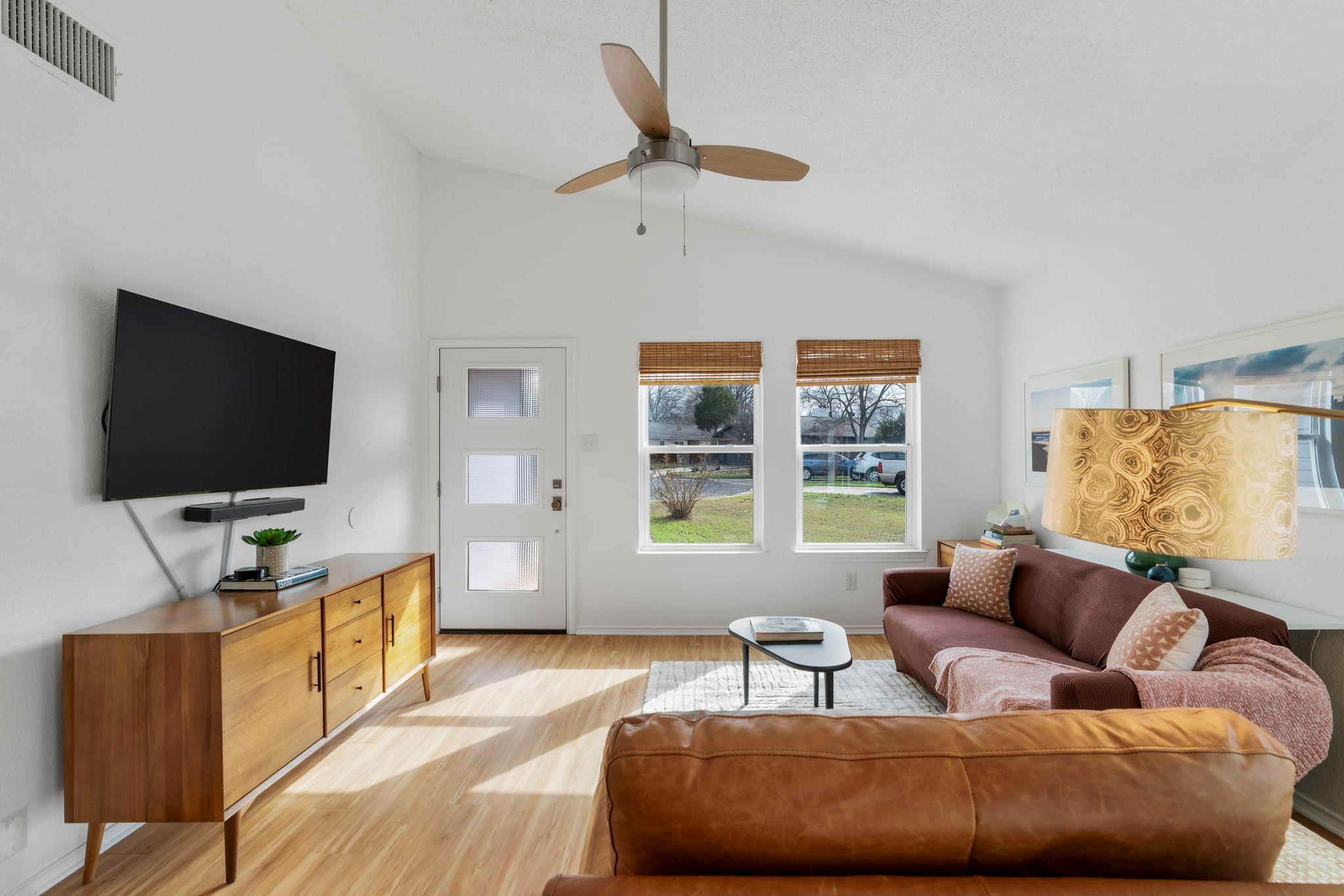 2706 Holly Springs CT