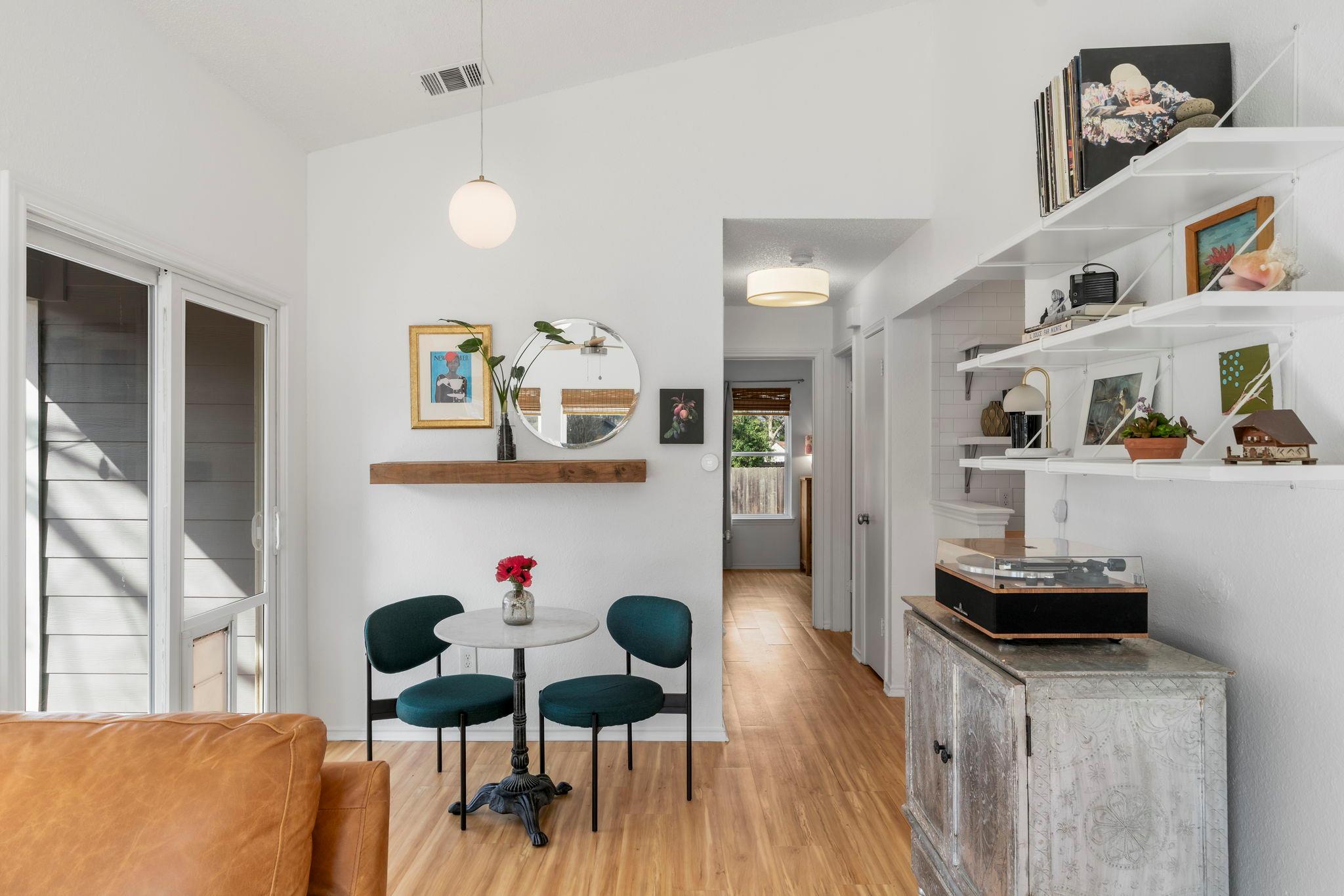 2706 Holly Springs CT