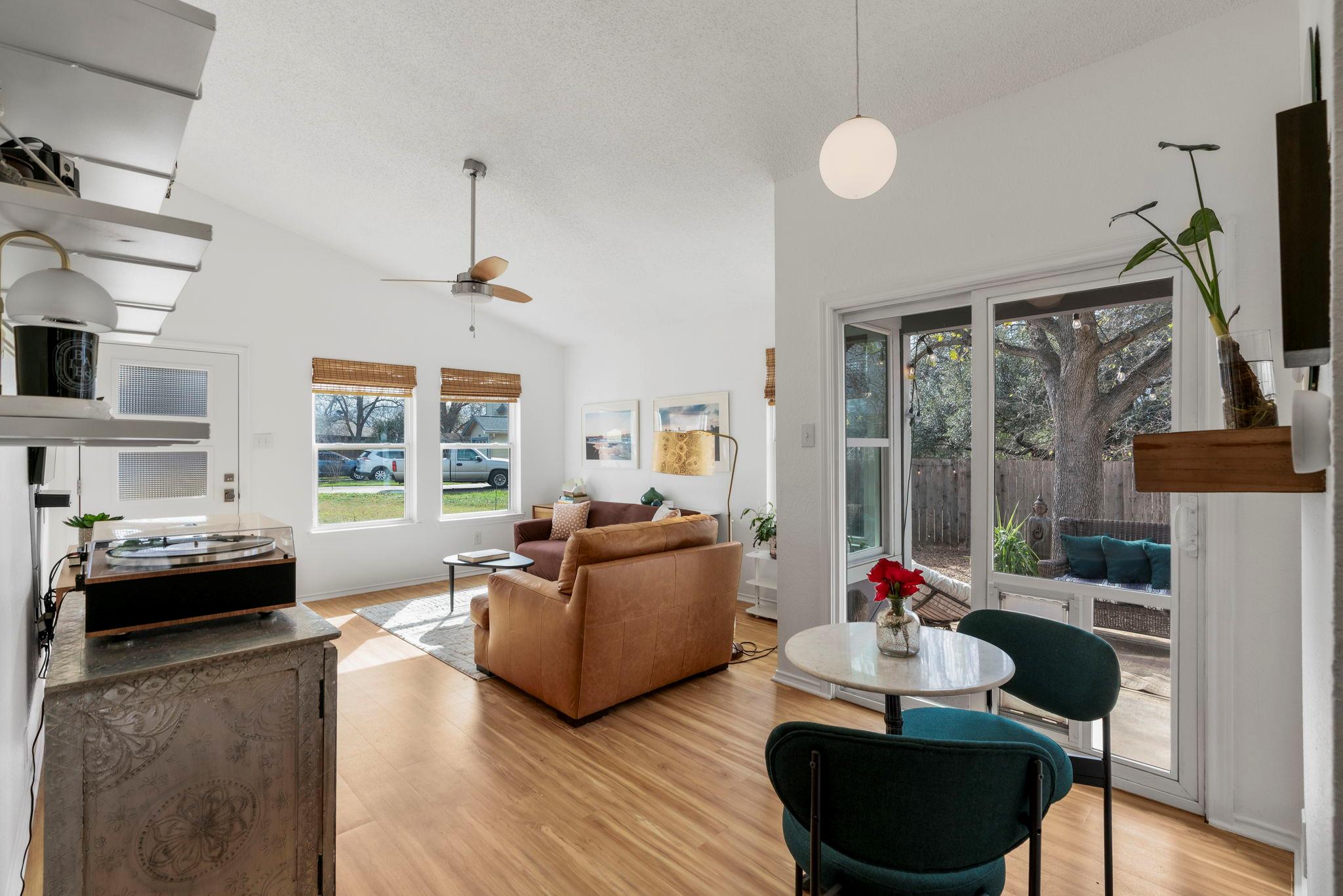 2706 Holly Springs CT