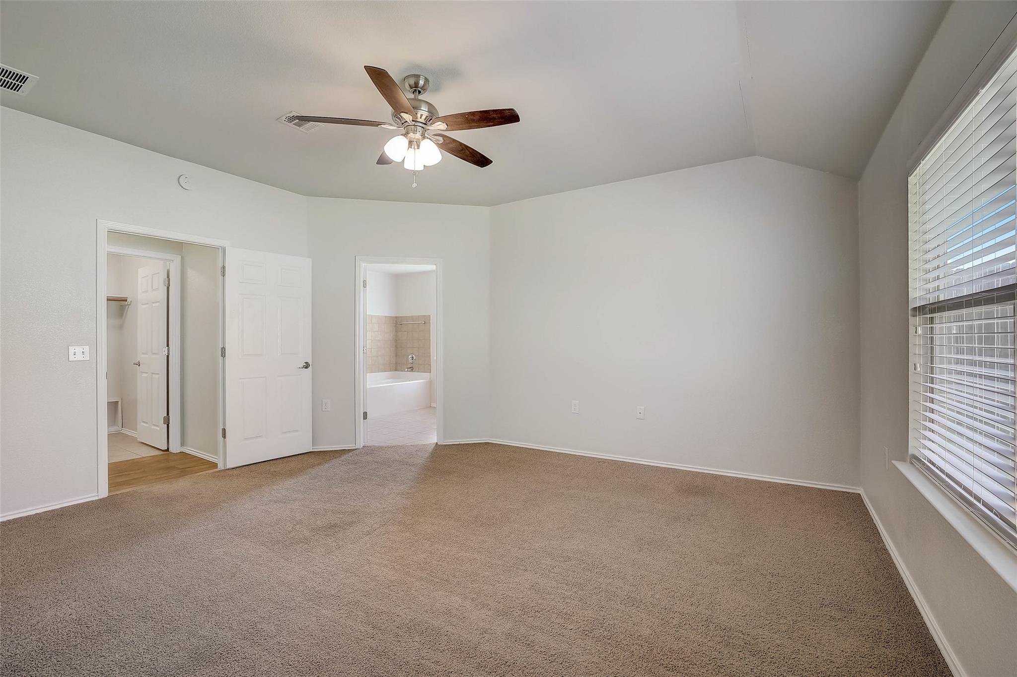 5800 Silver Screen DR, Austin