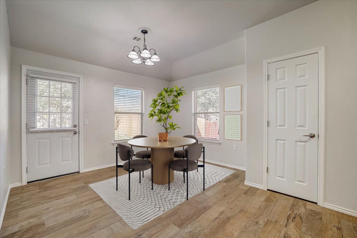 5800 Silver Screen DR, Austin