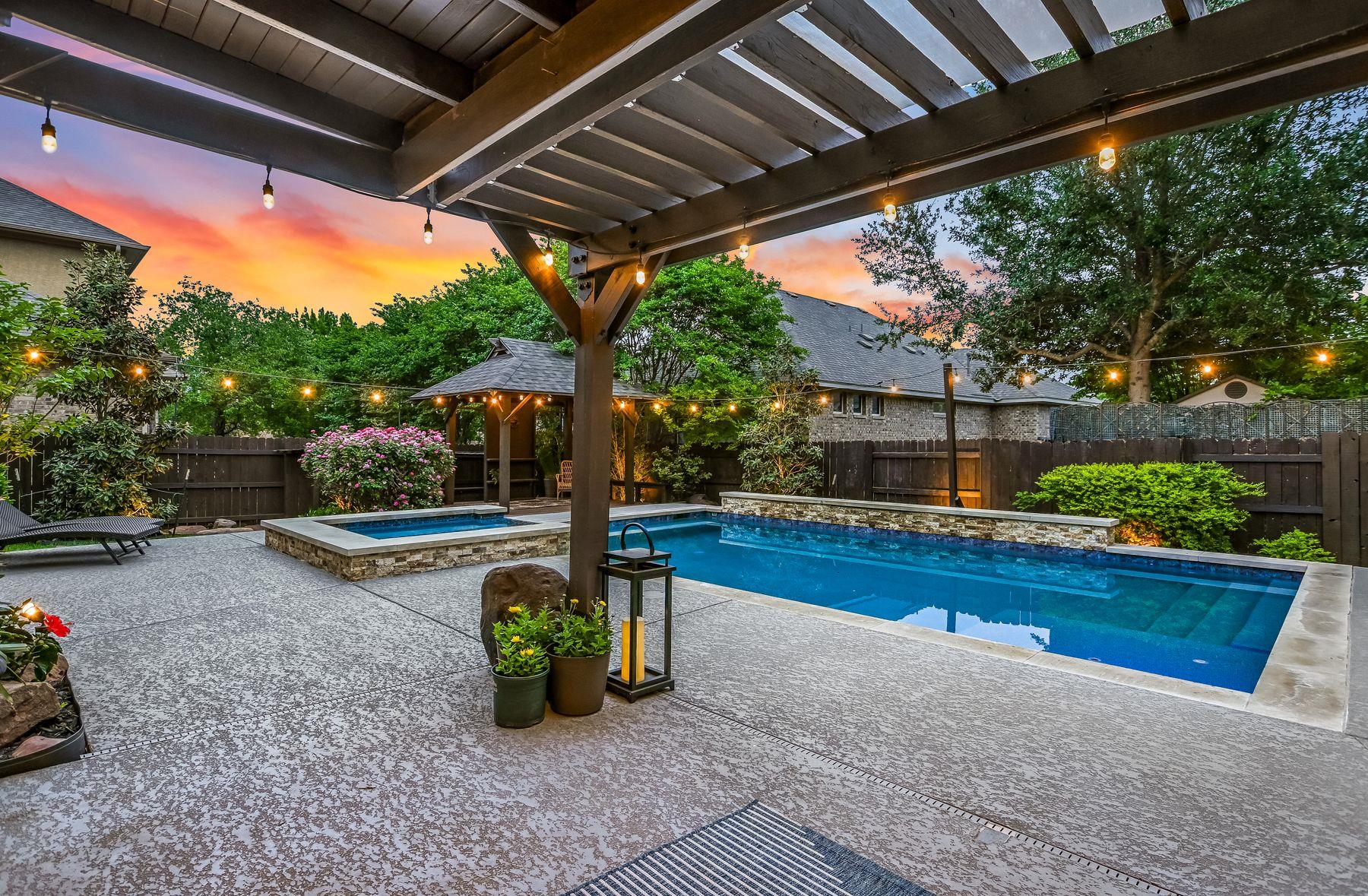 2417 Turtle Mountain BND