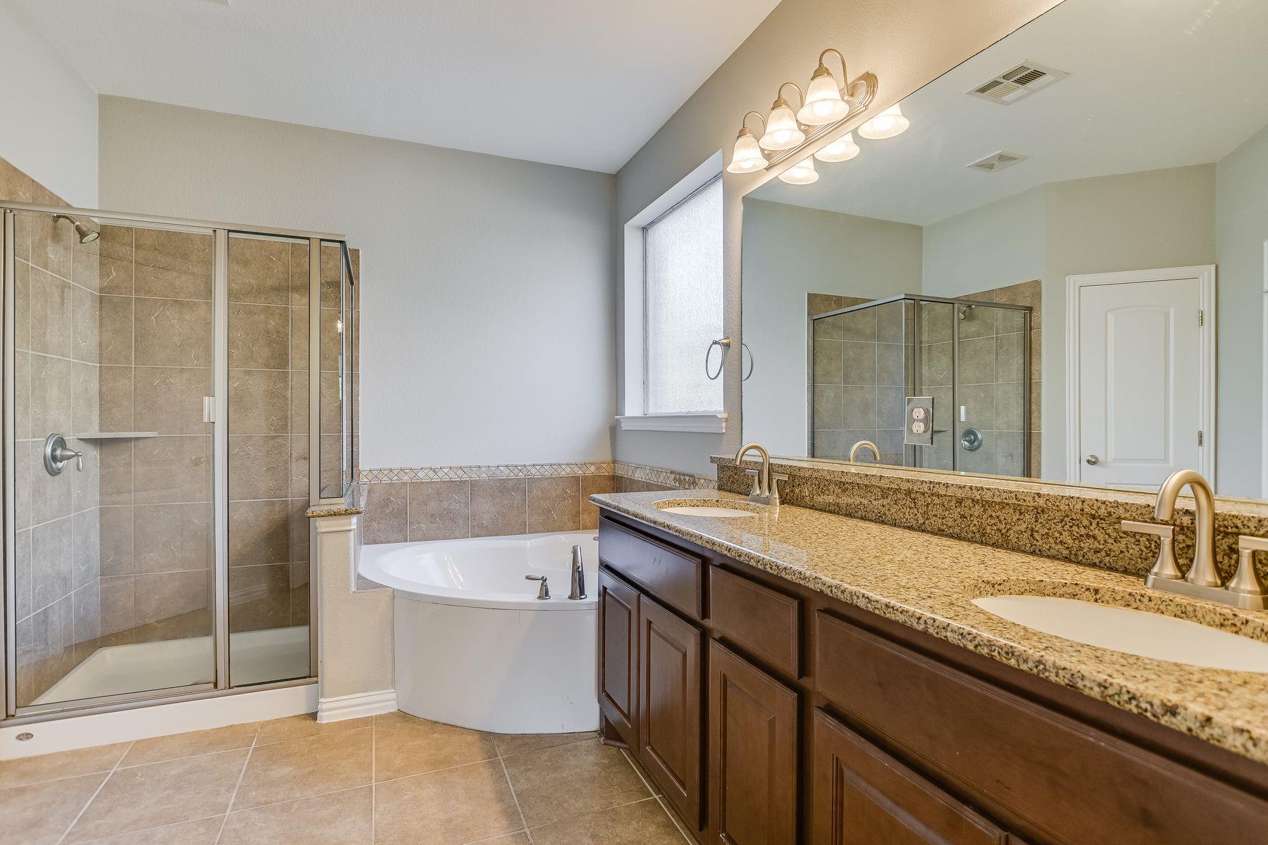 2417 Turtle Mountain BND