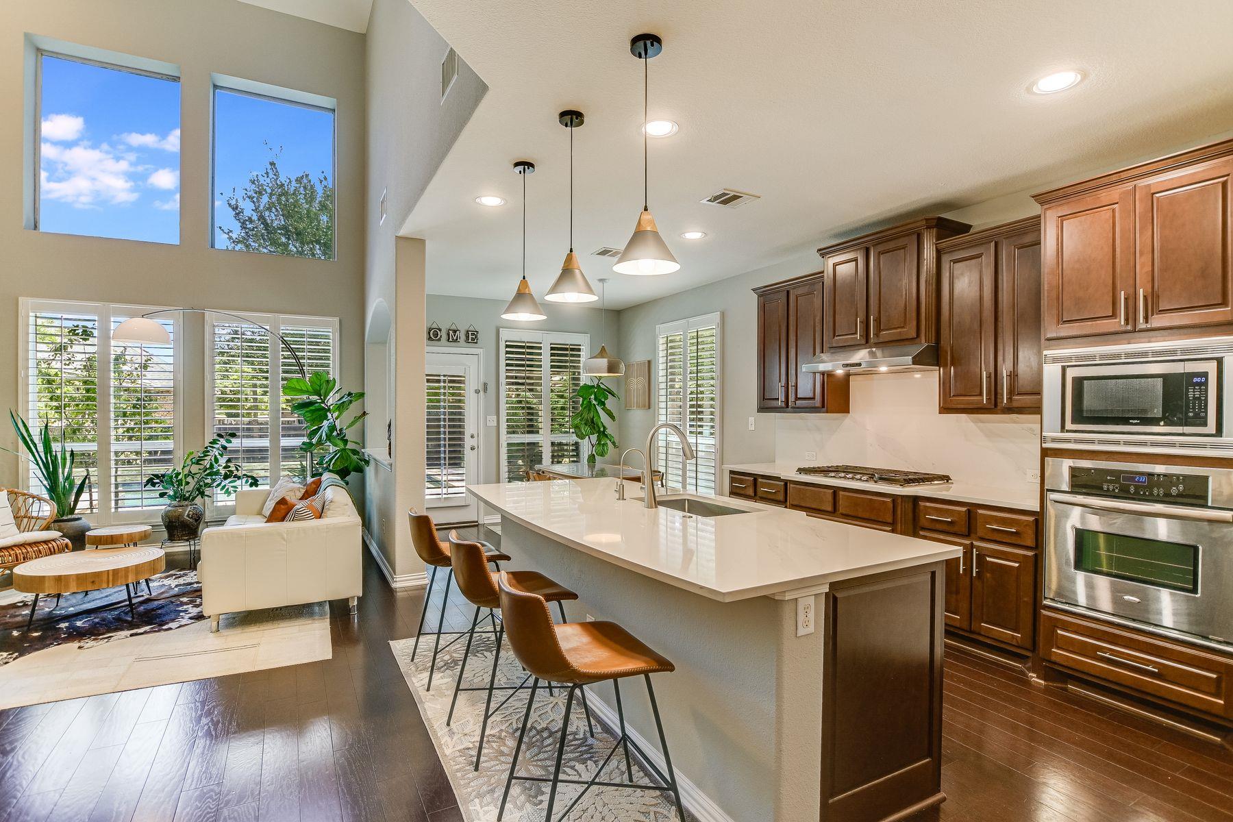 2417 Turtle Mountain BND