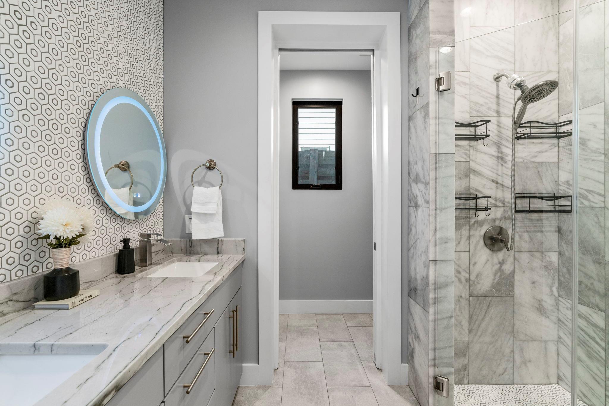 3612 Thompson Street