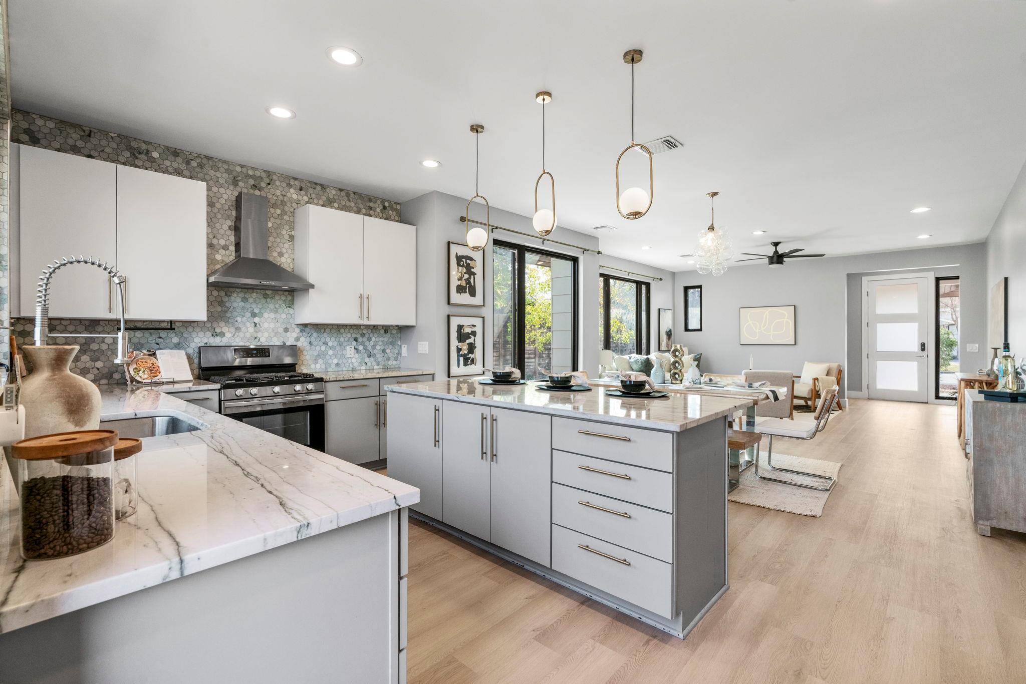 3612 Thompson Street