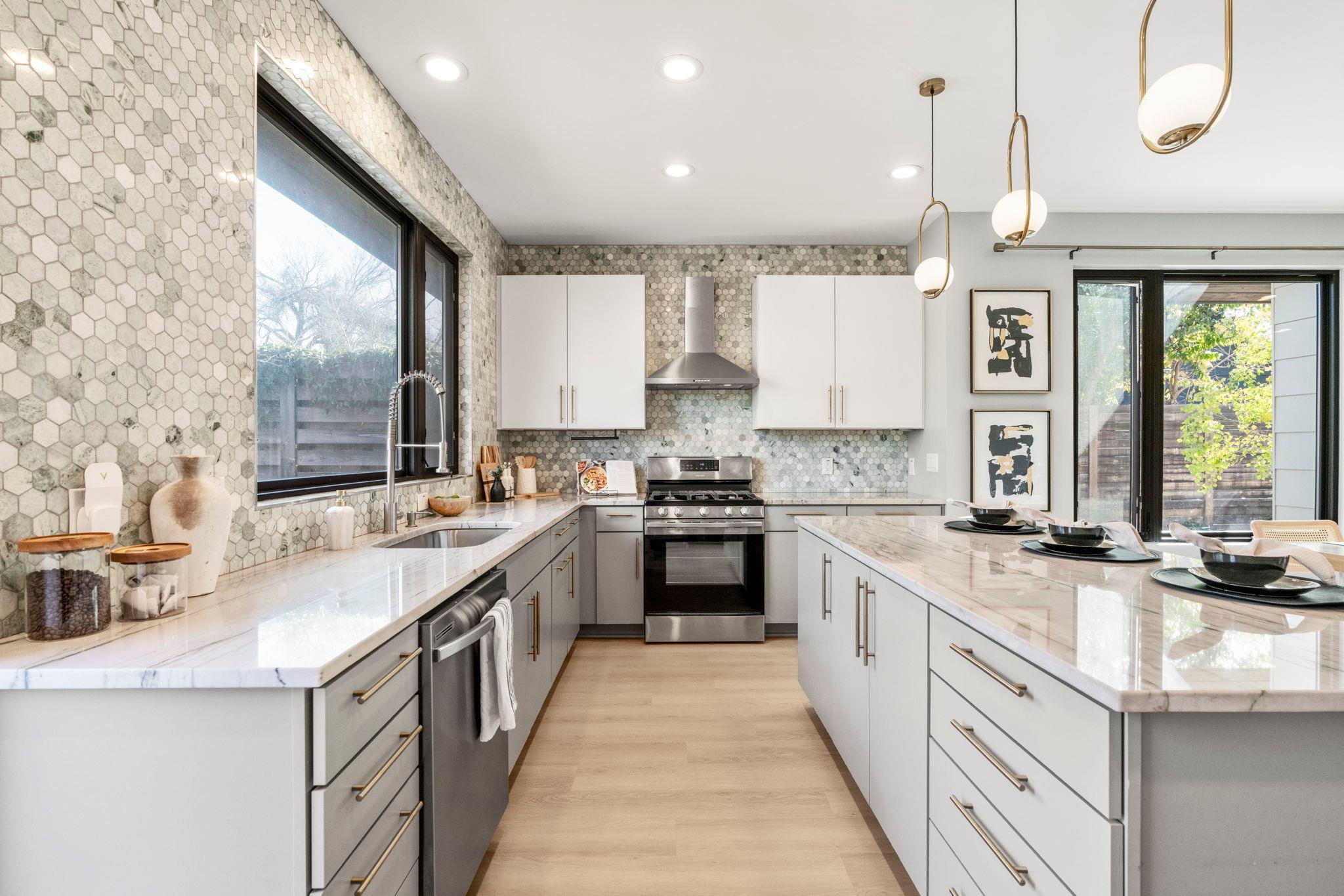 3612 Thompson Street