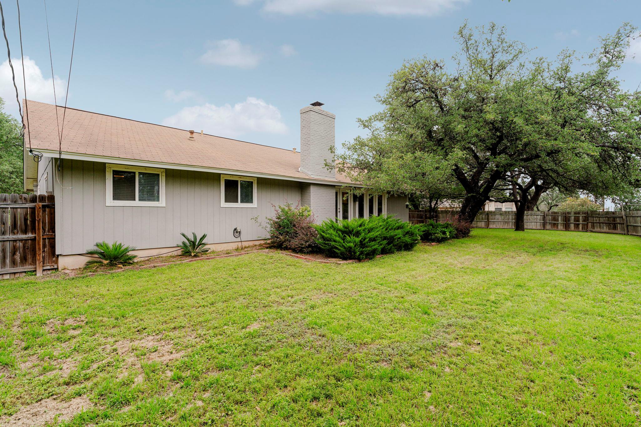 2101 Falcon Hill DR