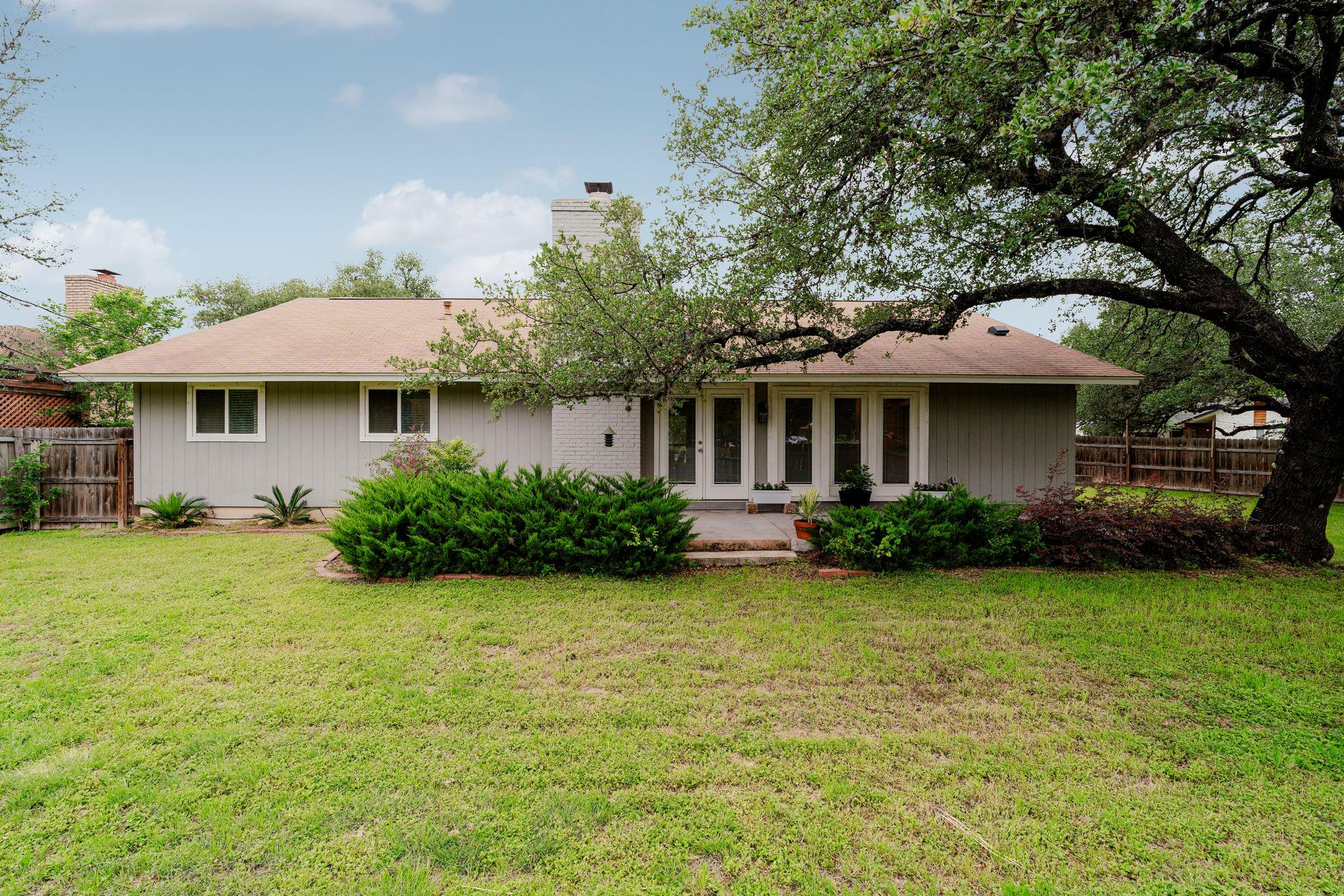 2101 Falcon Hill DR