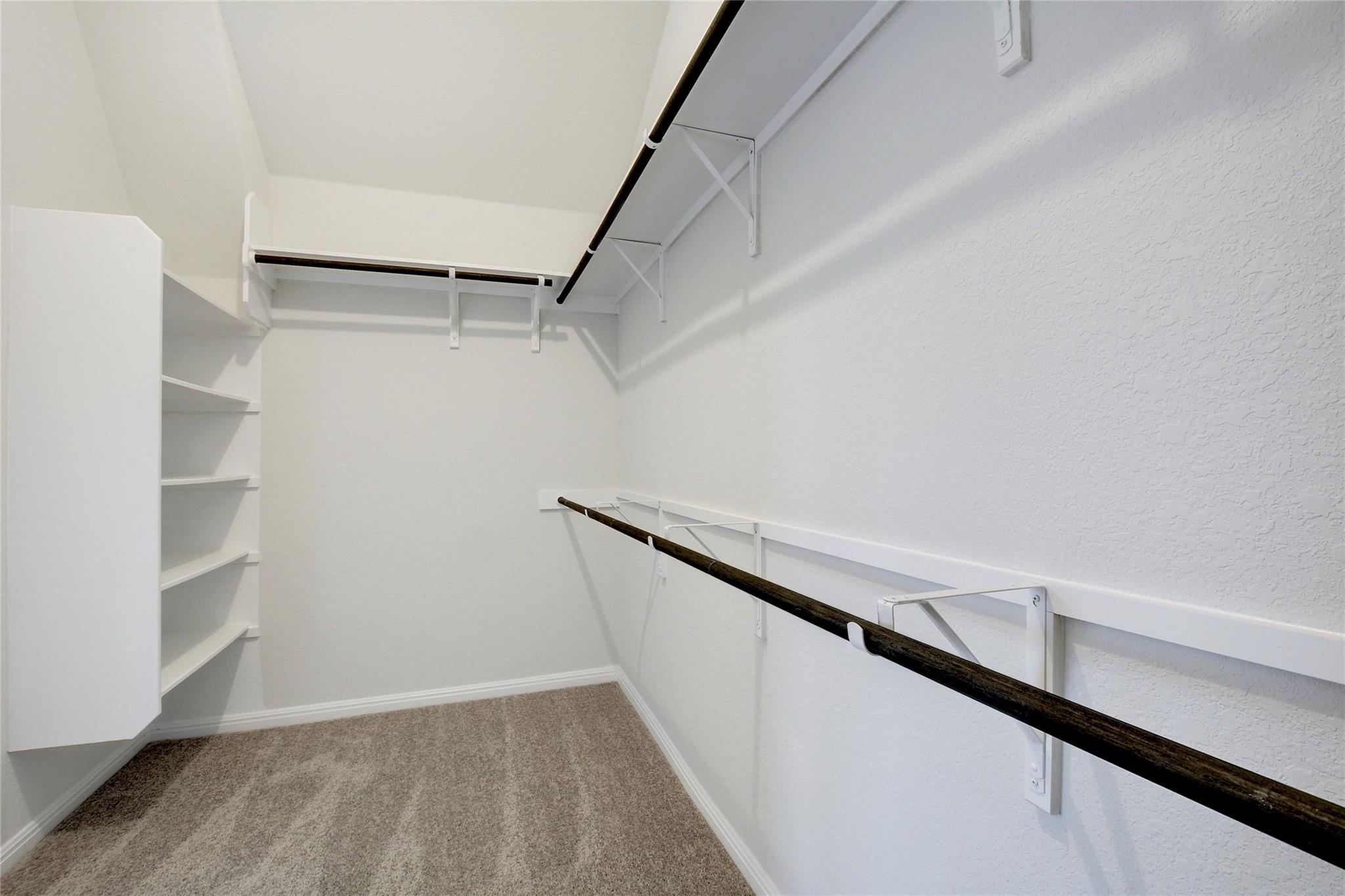 134 Edgewater TRL