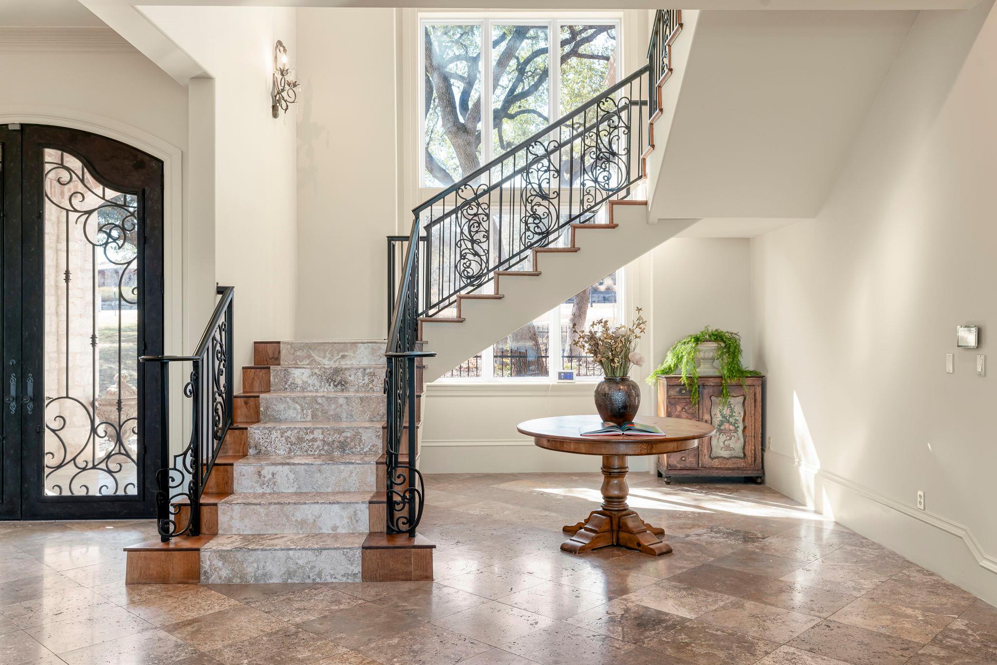 401 Brooks Hollow RD