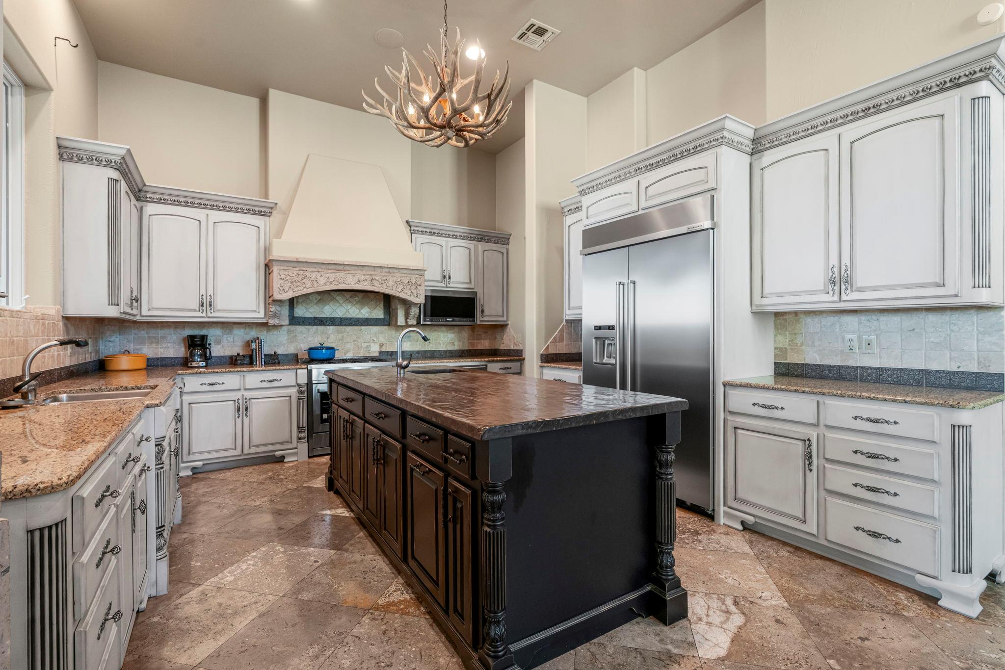 401 Brooks Hollow RD