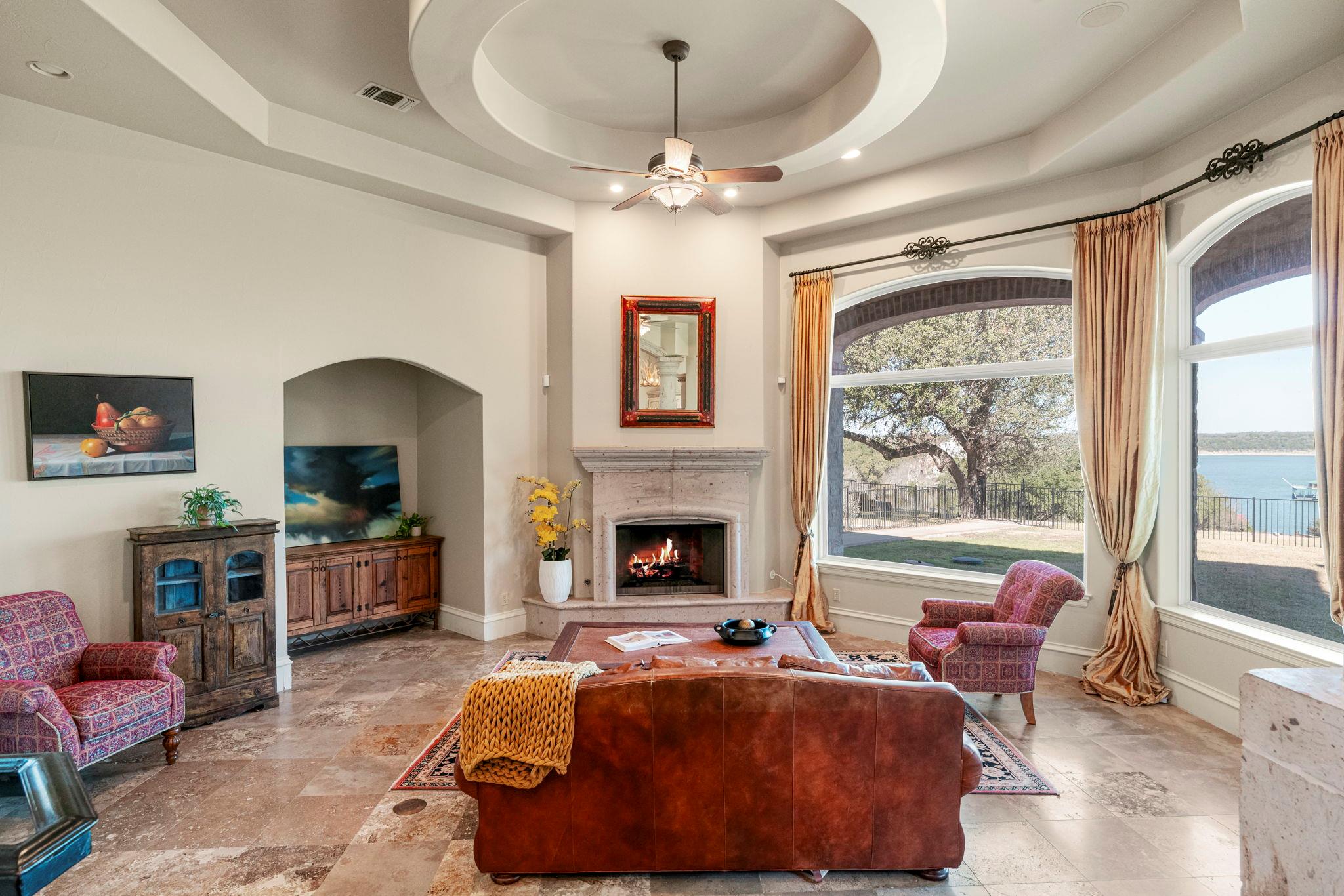 401 Brooks Hollow RD