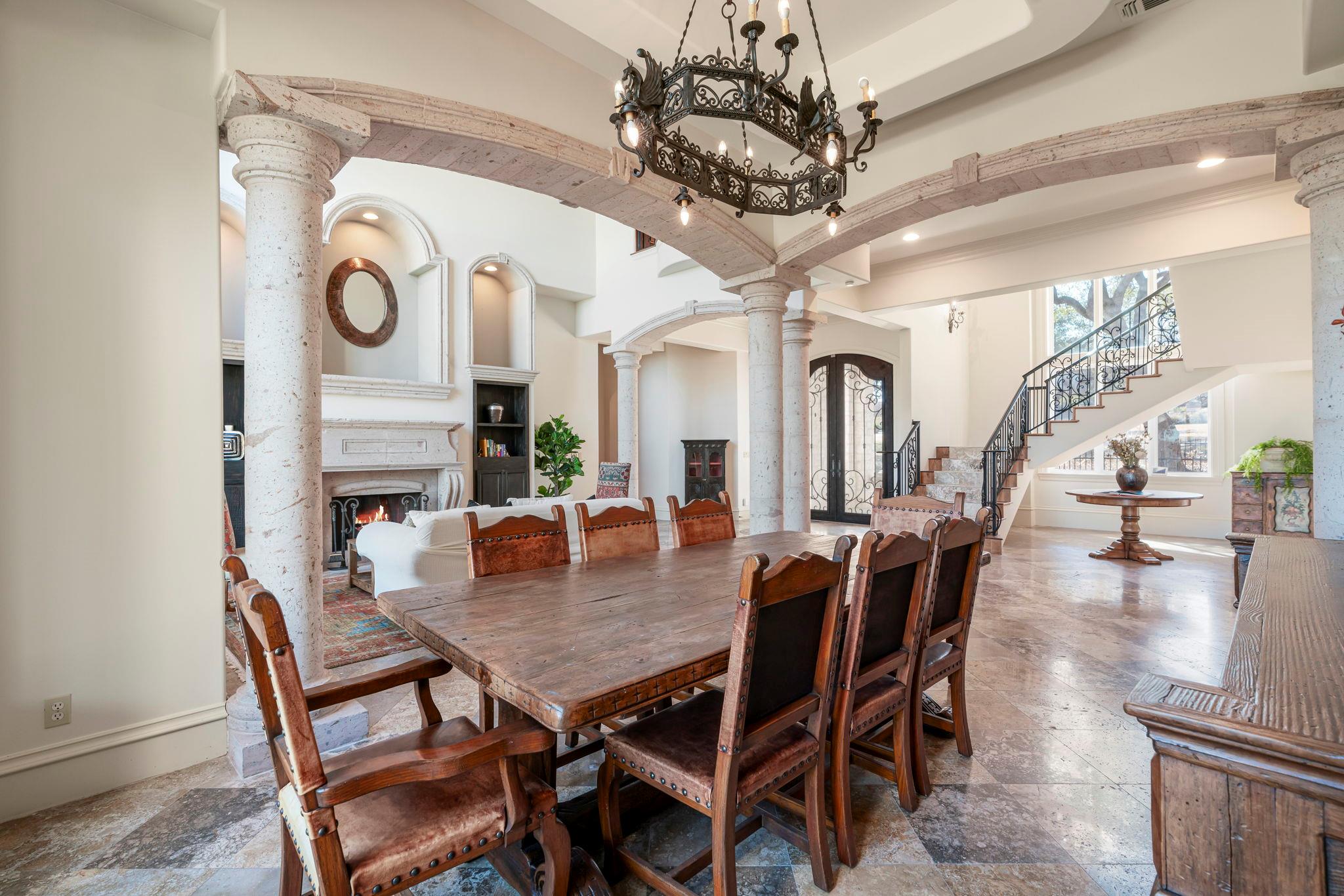 401 Brooks Hollow RD