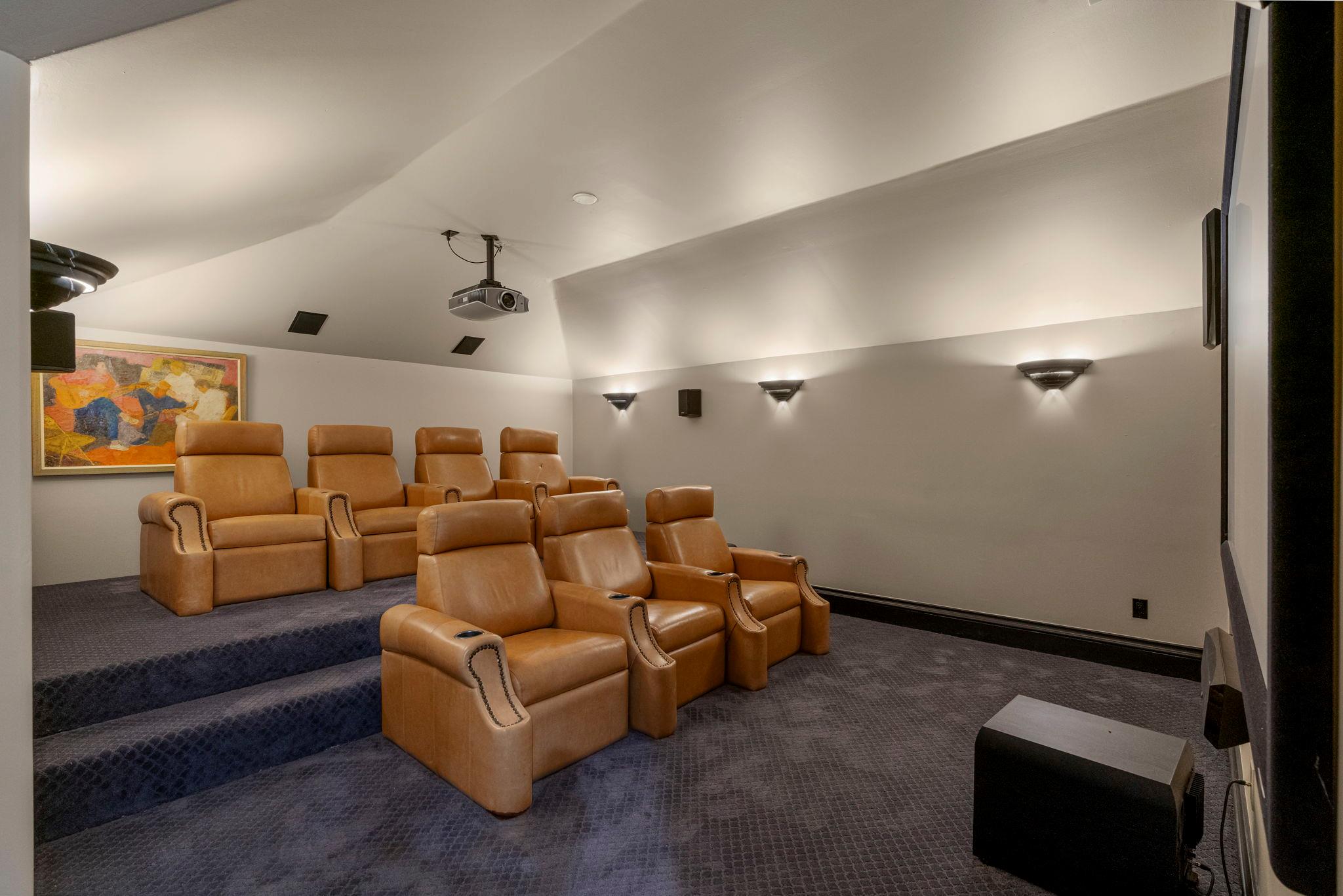 401 Brooks Hollow RD