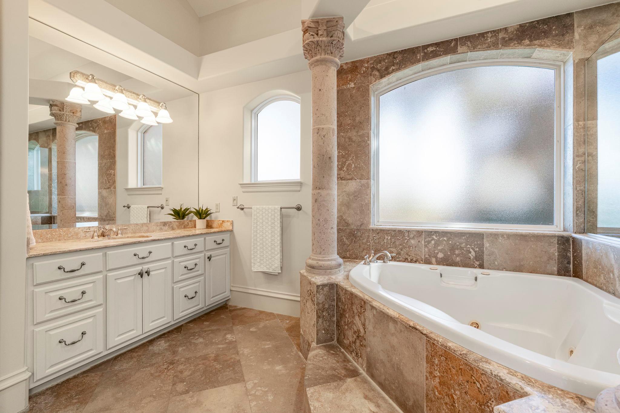 401 Brooks Hollow RD