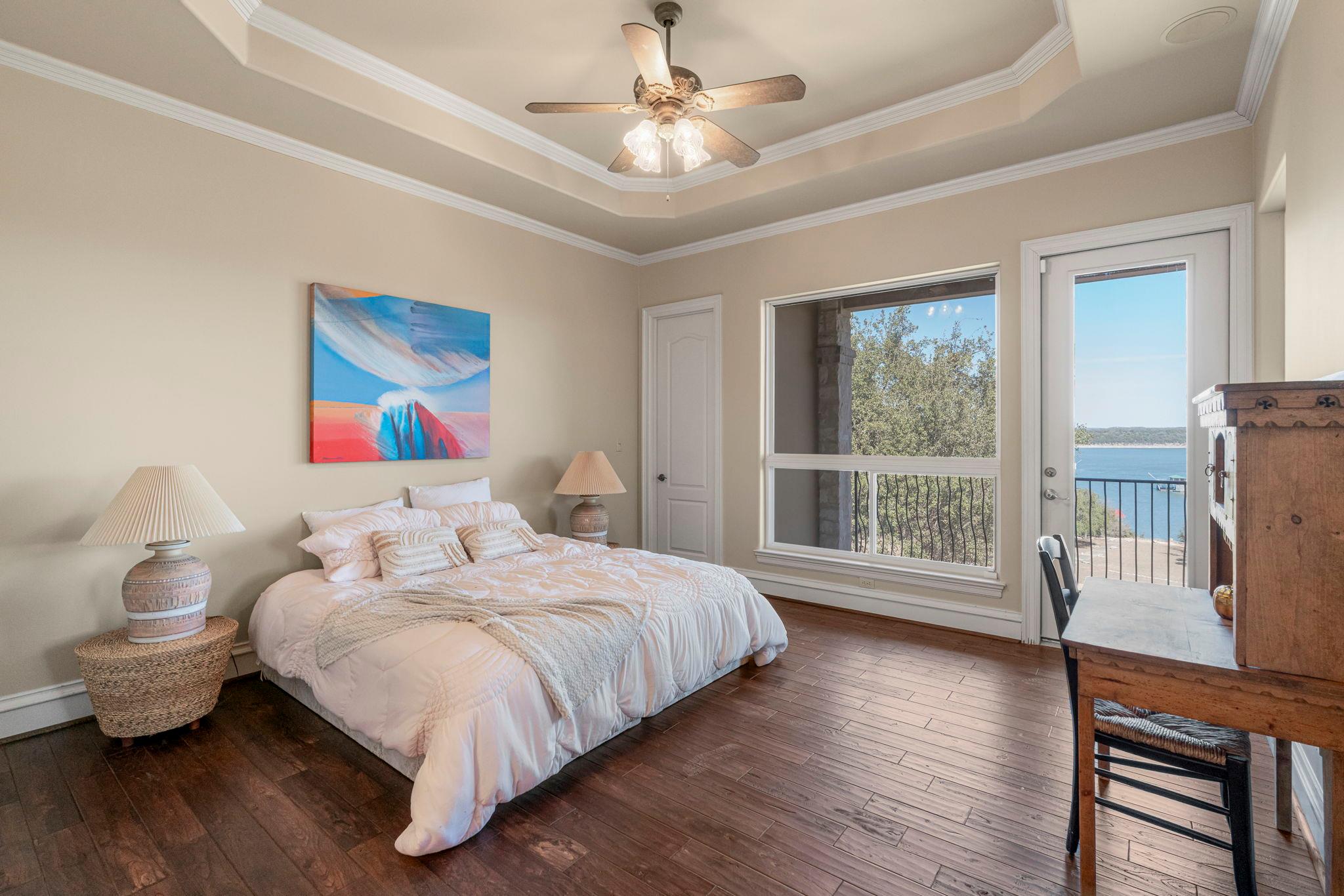 401 Brooks Hollow RD