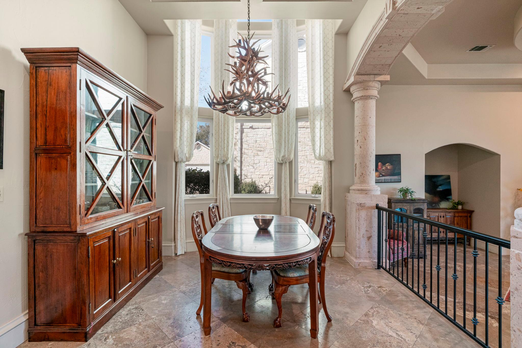 401 Brooks Hollow RD