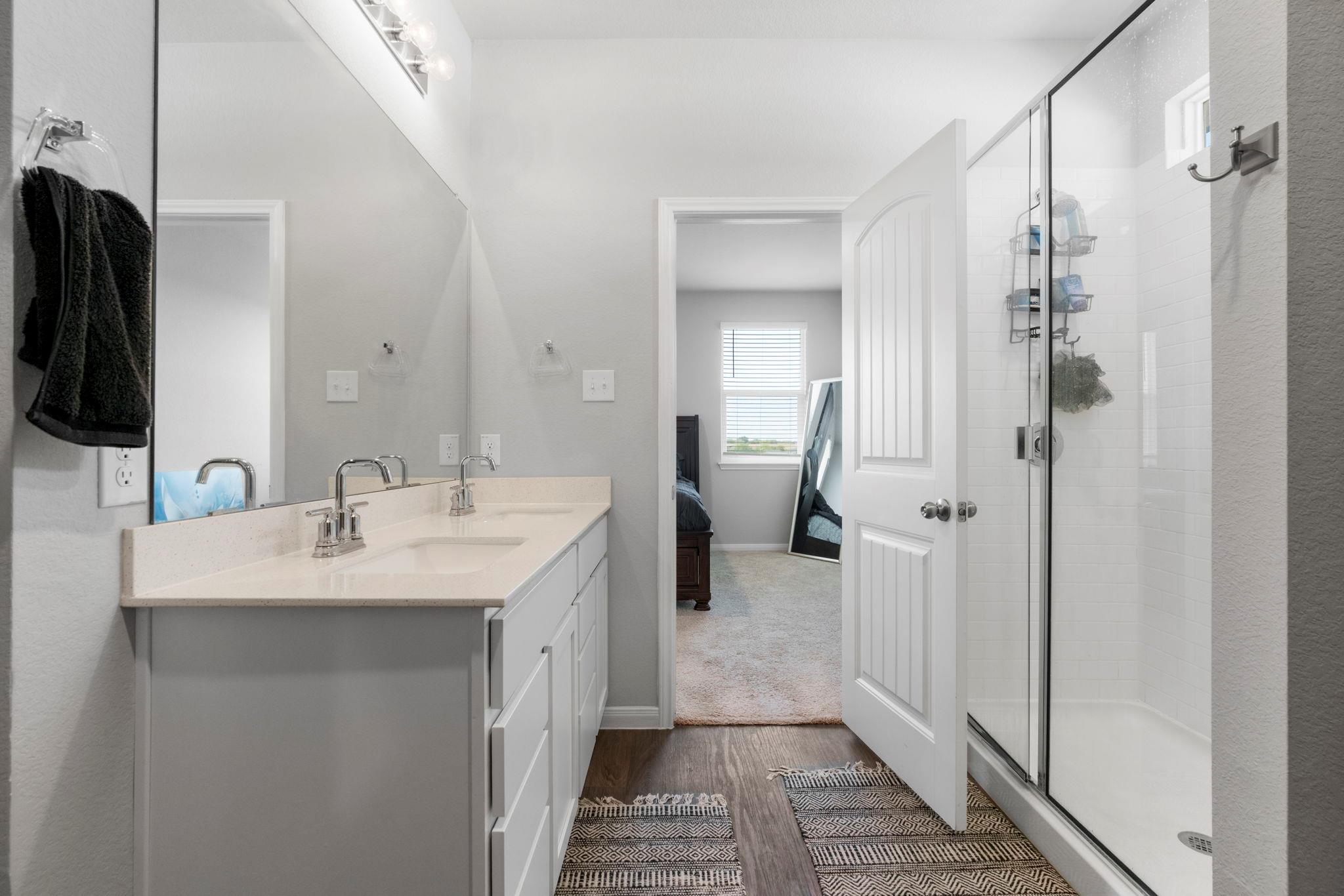 212 Apache Plum DR, Kyle