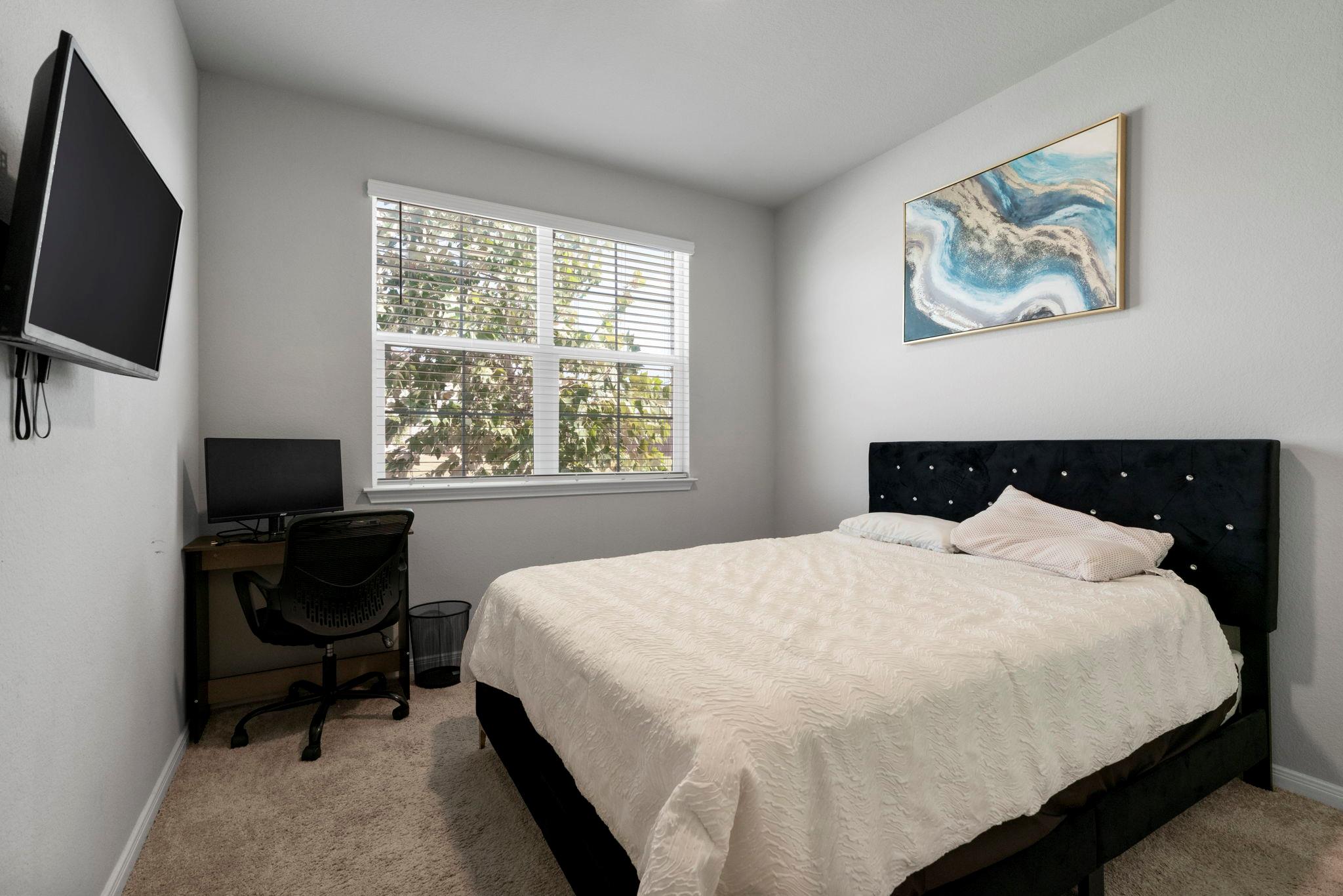 212 Apache Plum DR, Kyle