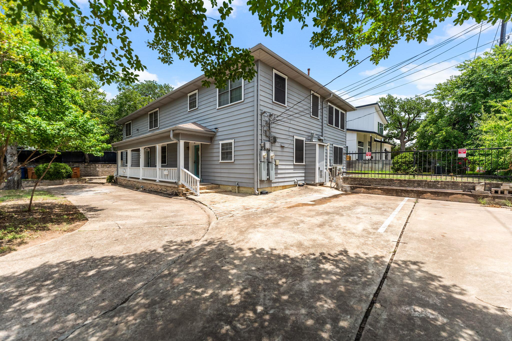1303 Newfield Lane
