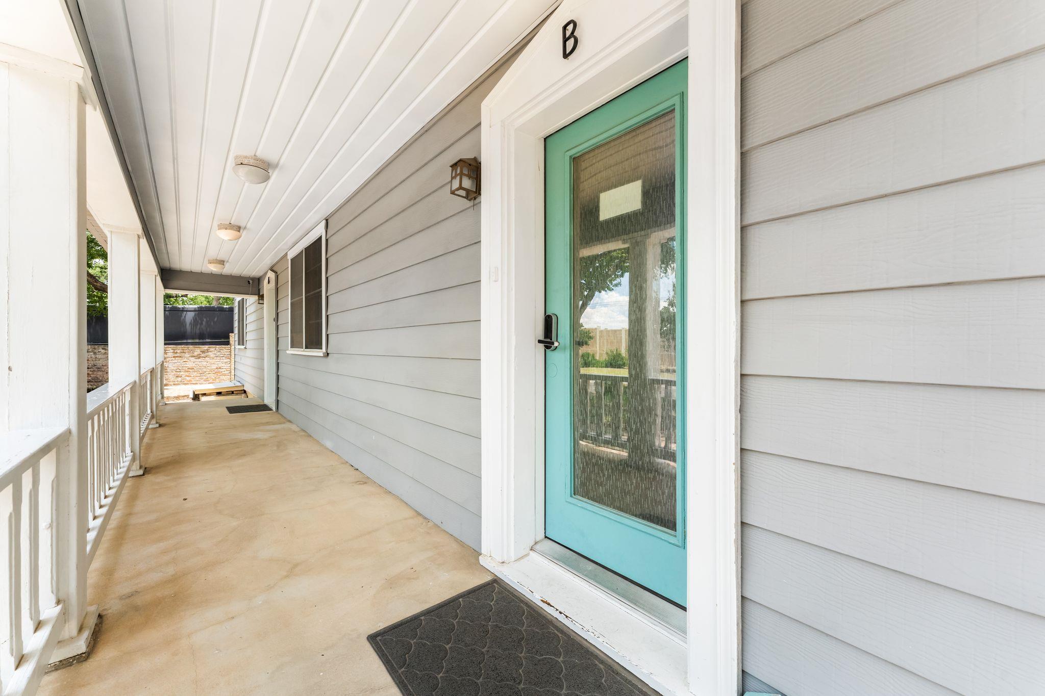 1303 Newfield Lane