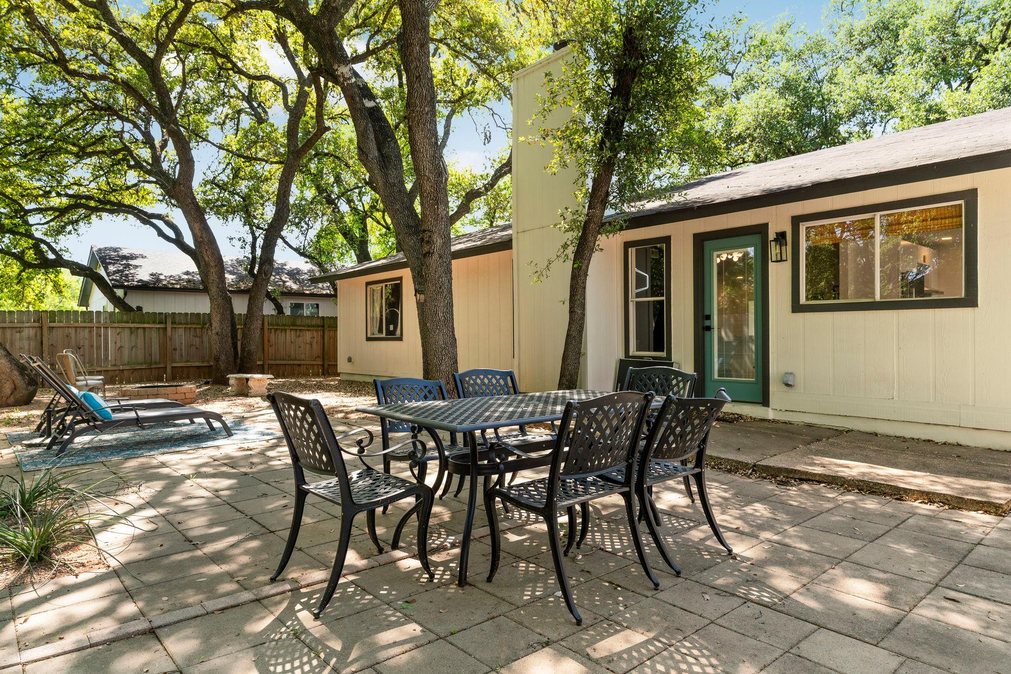 7507 Bender DR