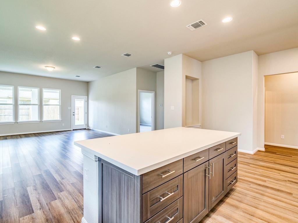 270 Rimrock CT
