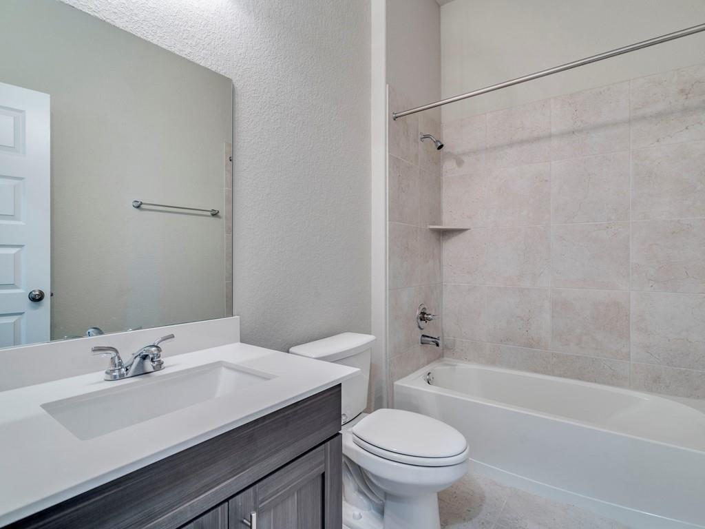 270 Rimrock CT