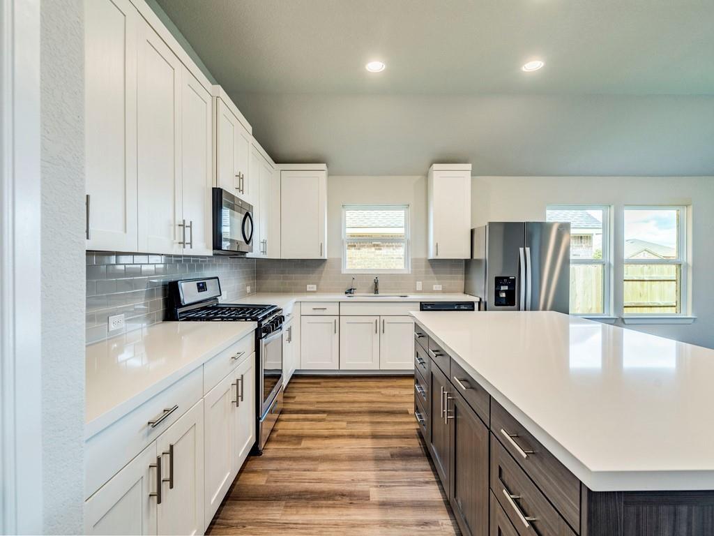 270 Rimrock CT
