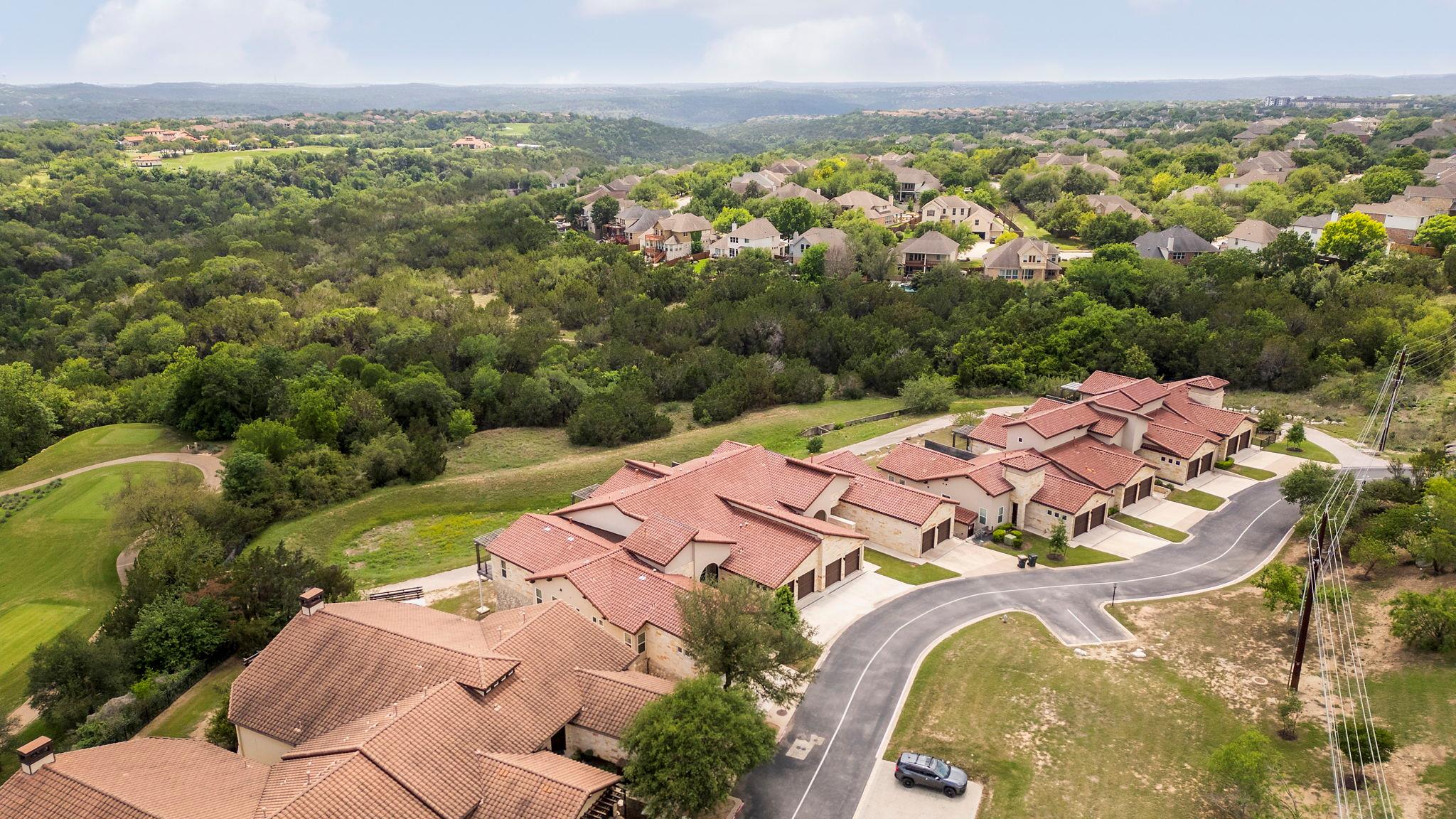 2601 N Quinlan Park RD # 401