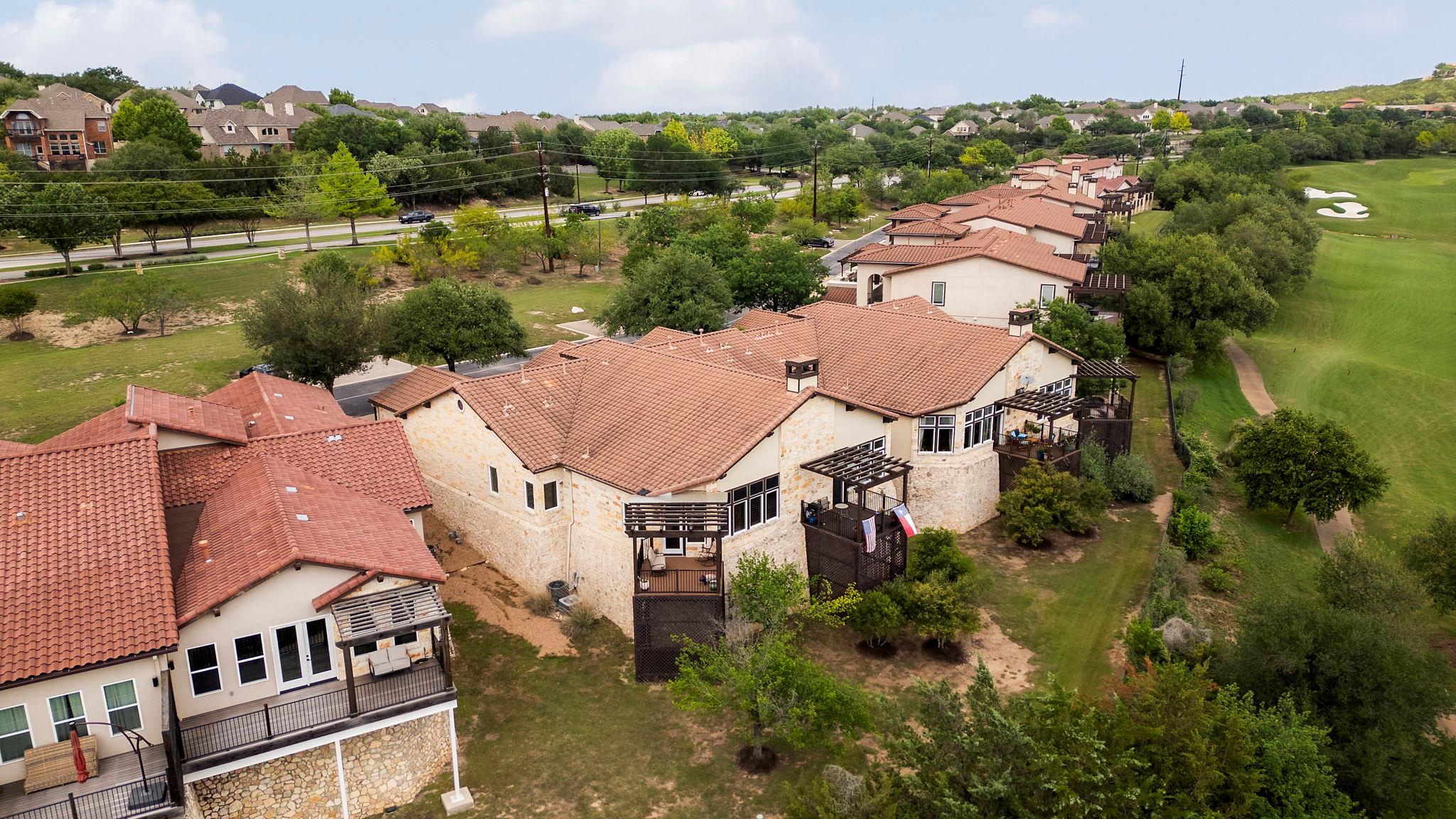 2601 N Quinlan Park RD # 401