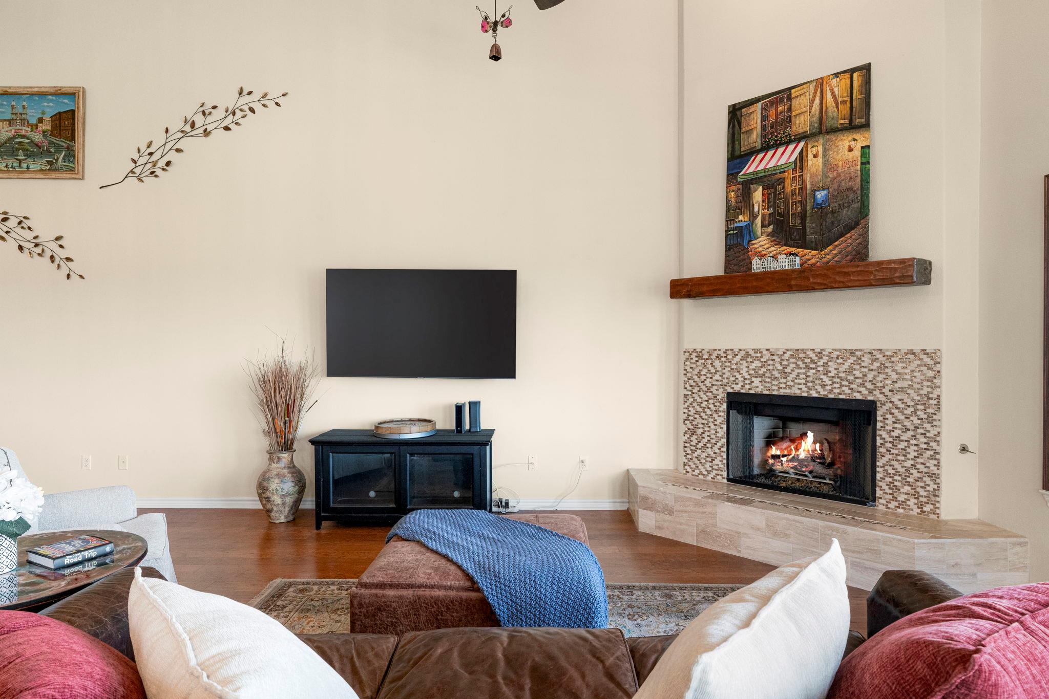 2601 N Quinlan Park RD # 401