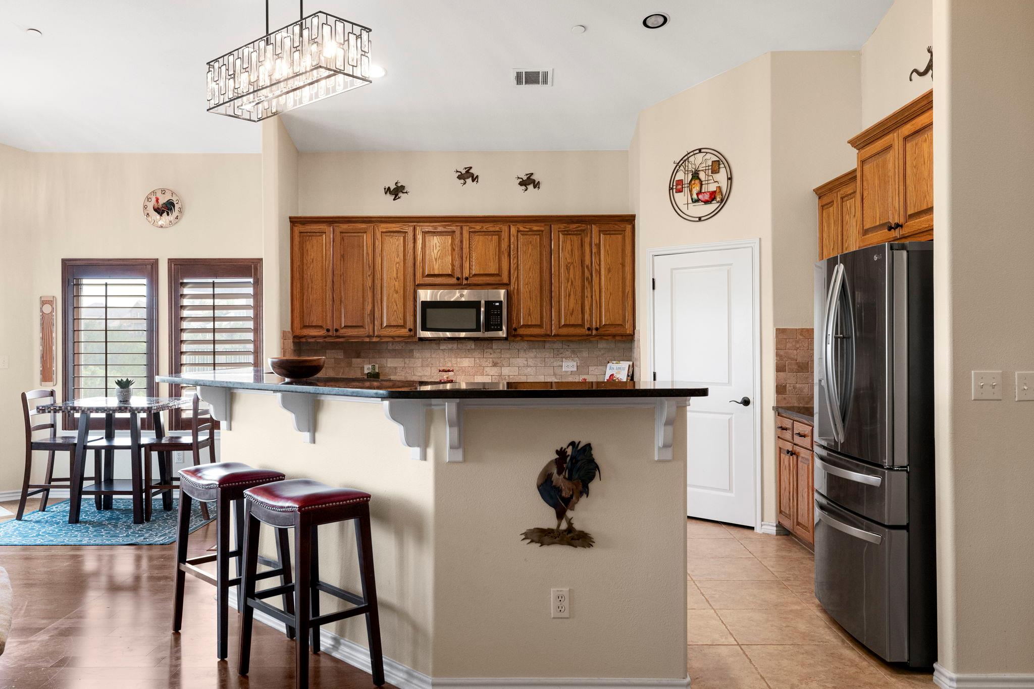 2601 N Quinlan Park RD # 401