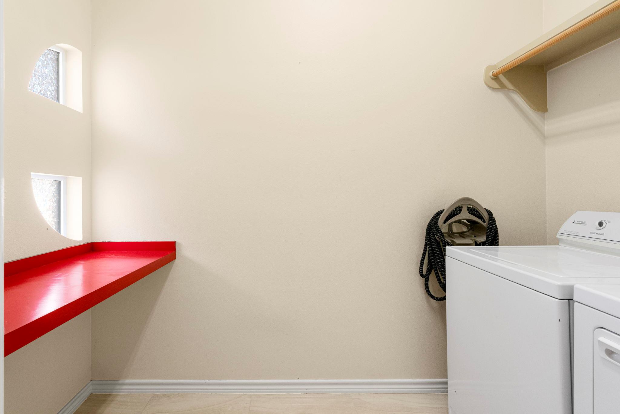 2601 N Quinlan Park RD # 401