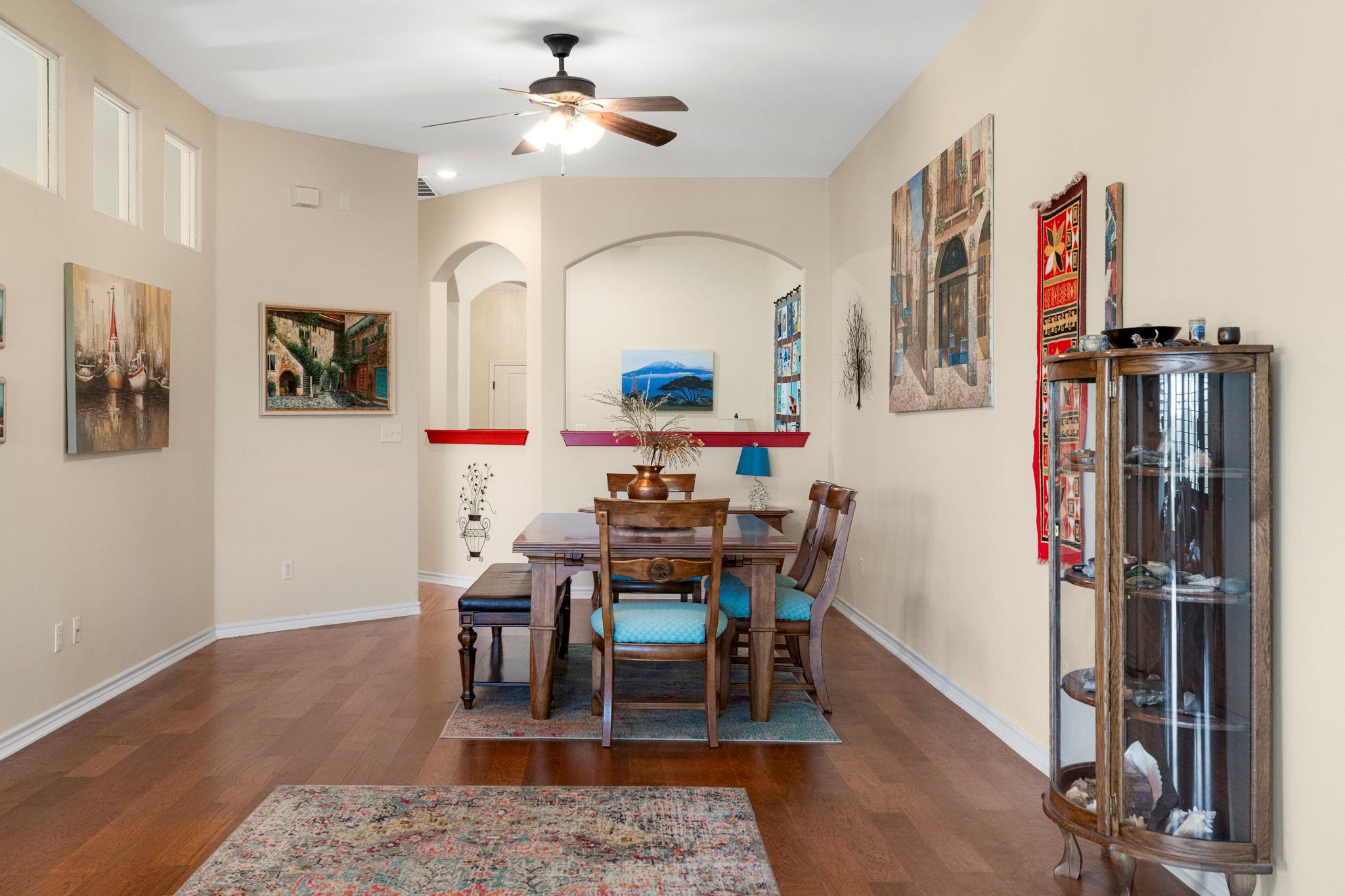 2601 N Quinlan Park RD # 401