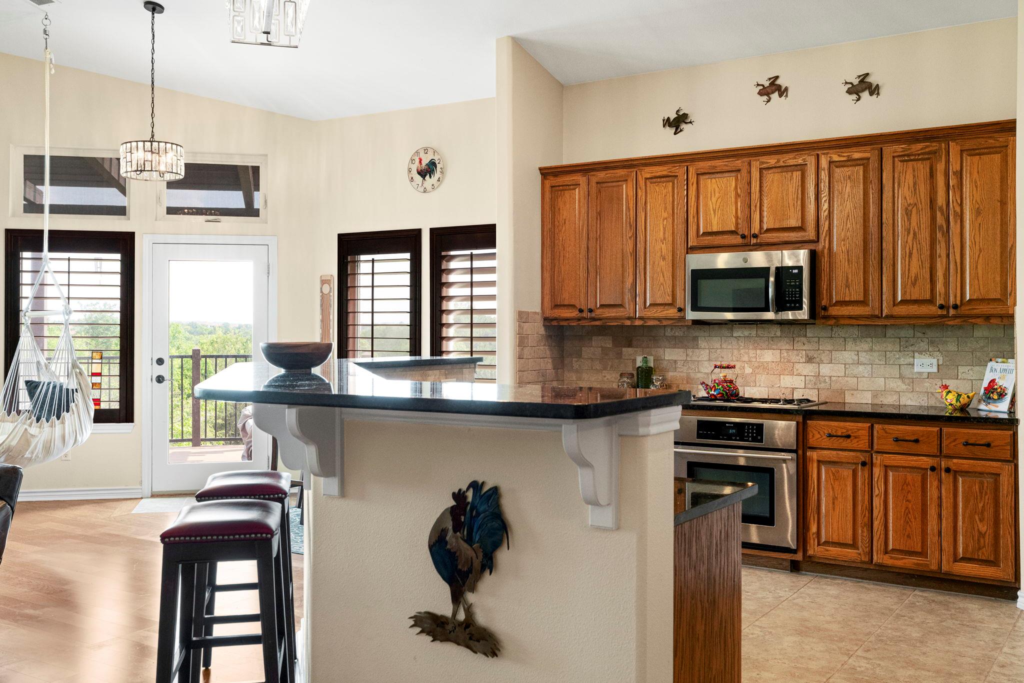 2601 N Quinlan Park RD # 401