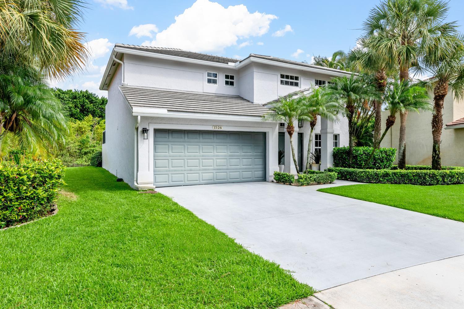 1526 S Club Drive