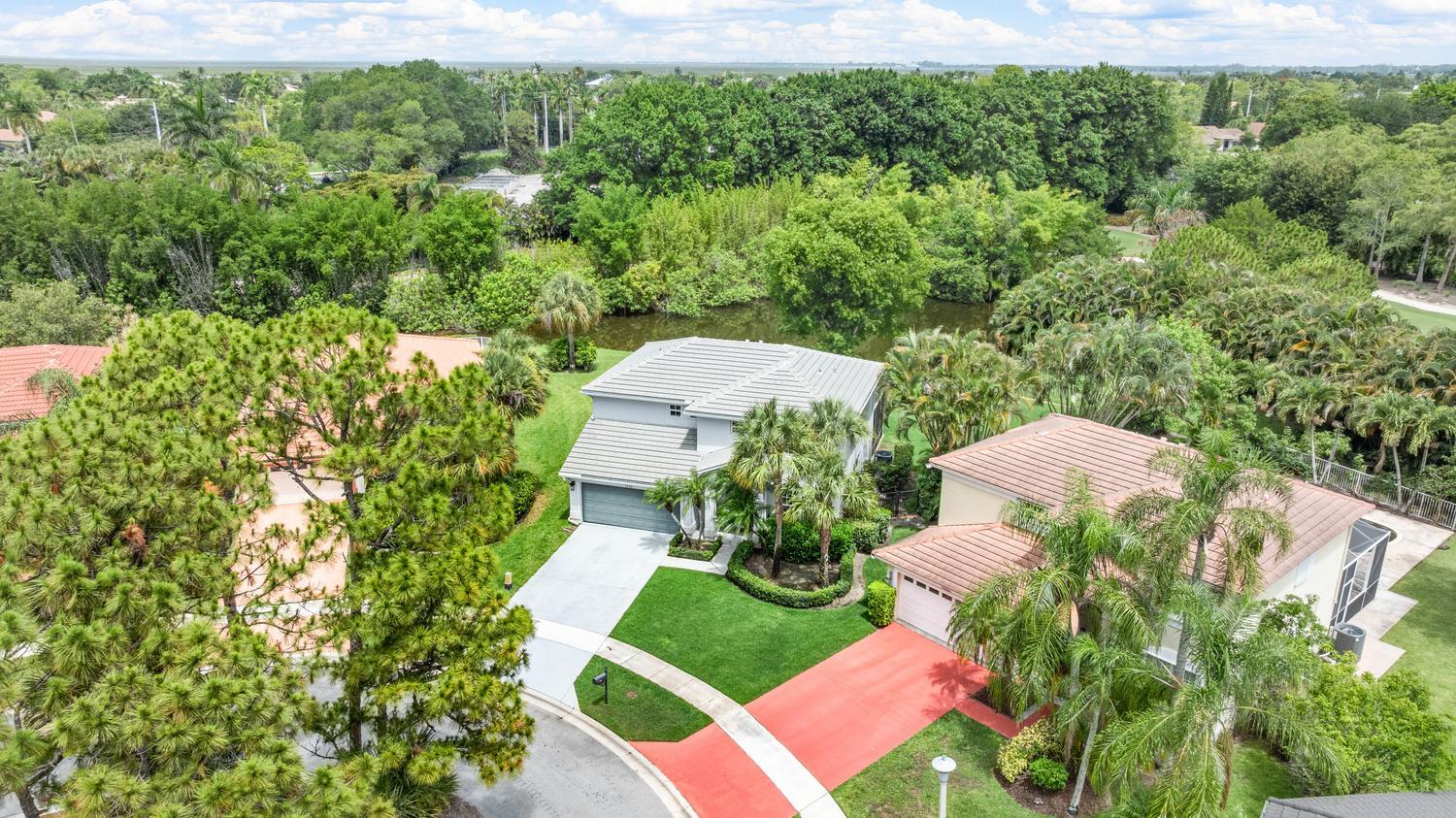 1526 S Club Drive