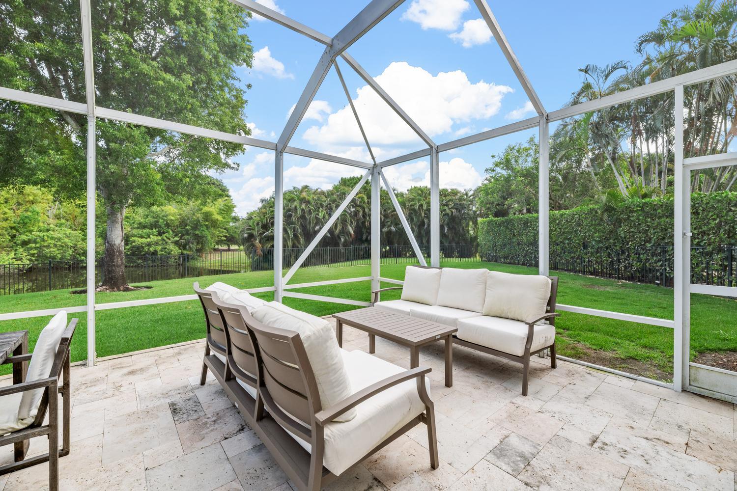 1526 S Club Drive