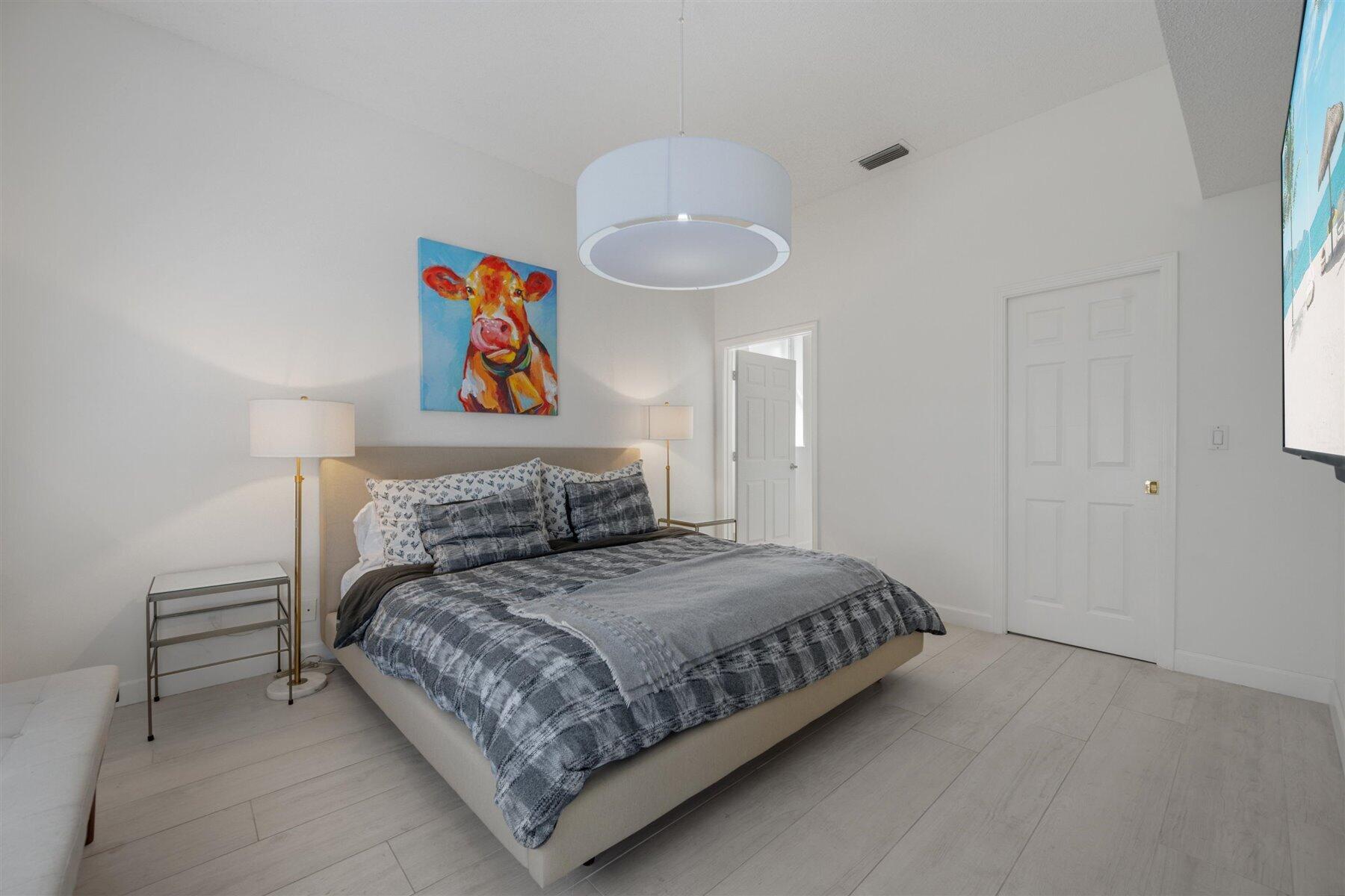 1898 Capeside Circle