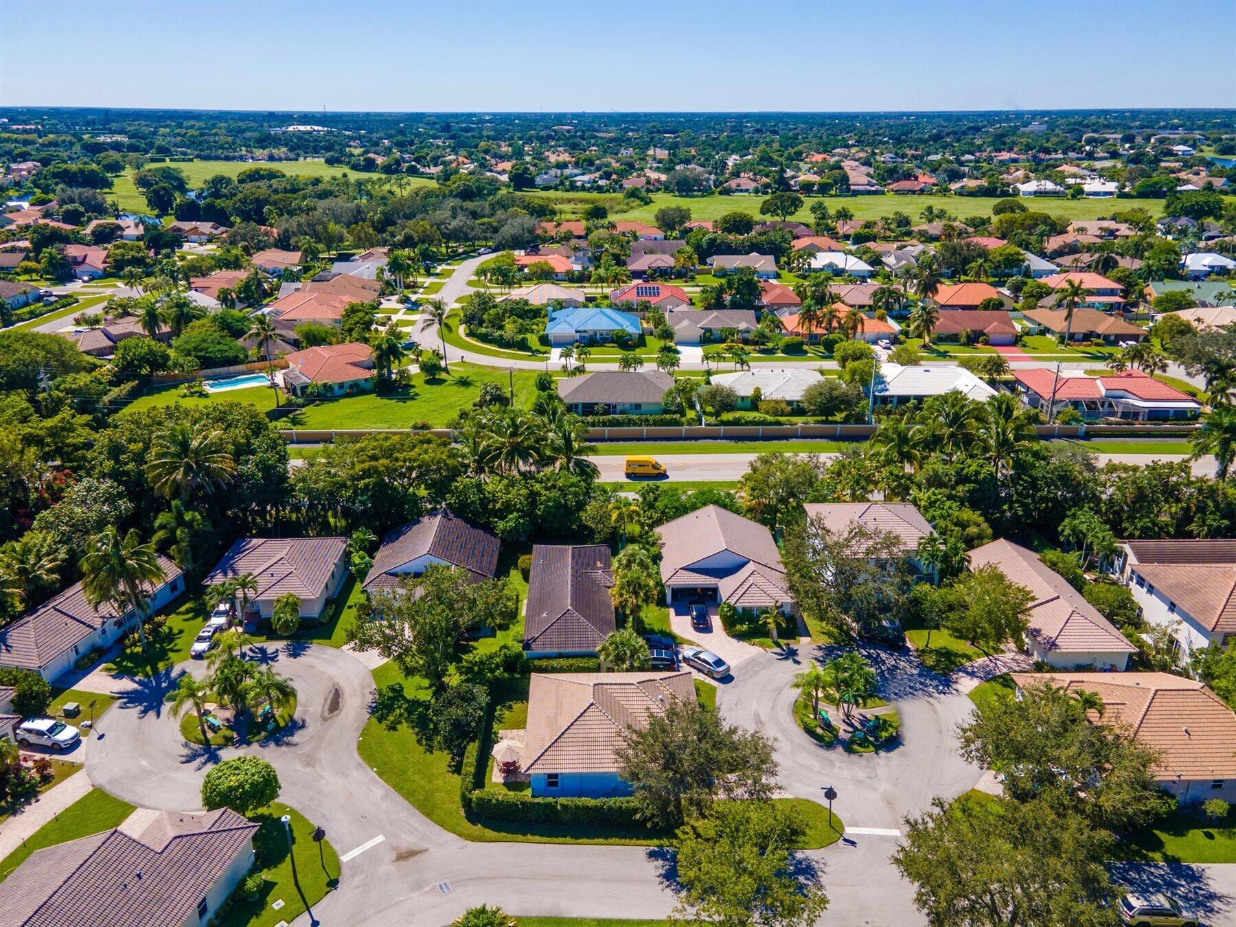 1898 Capeside Circle