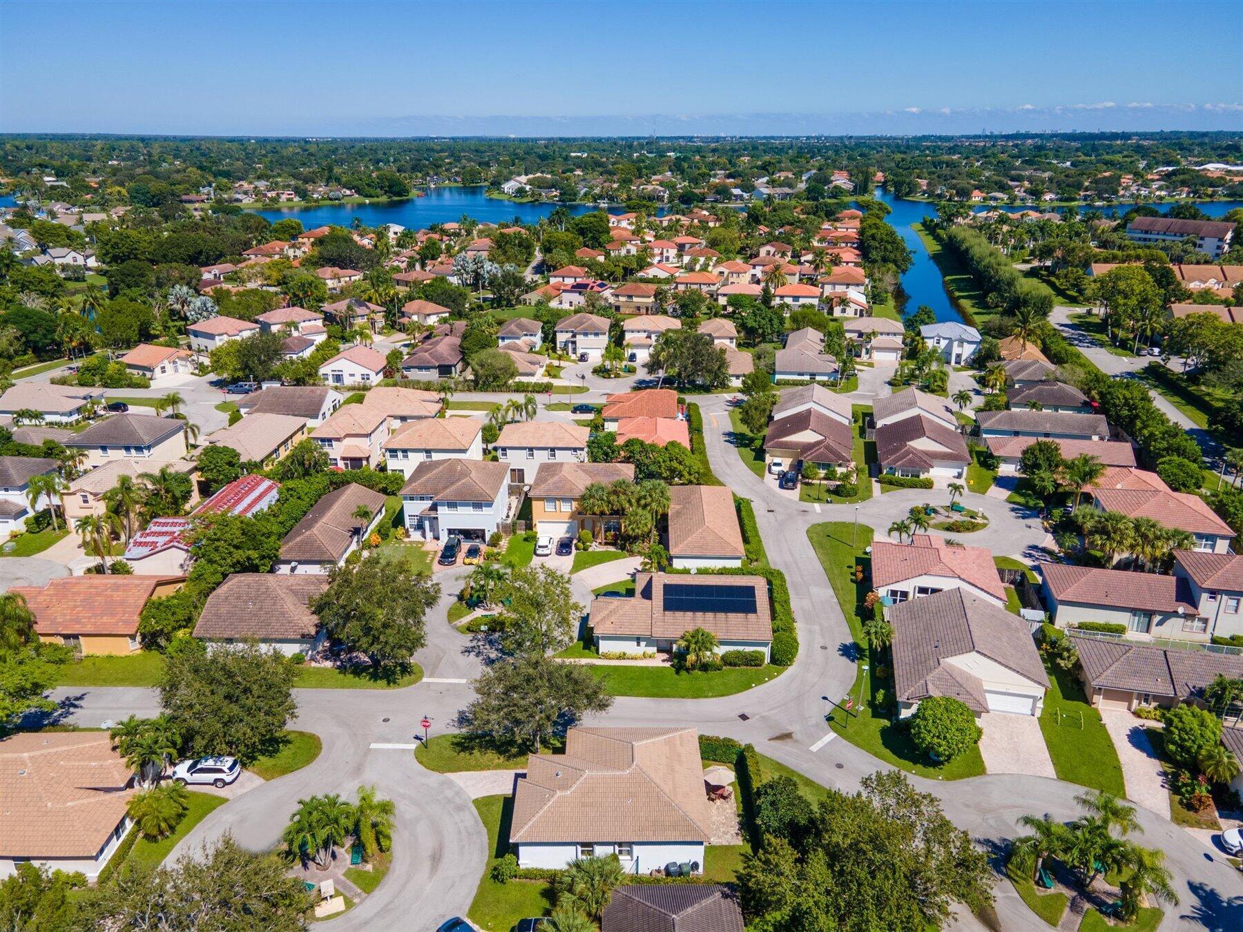 1898 Capeside Circle