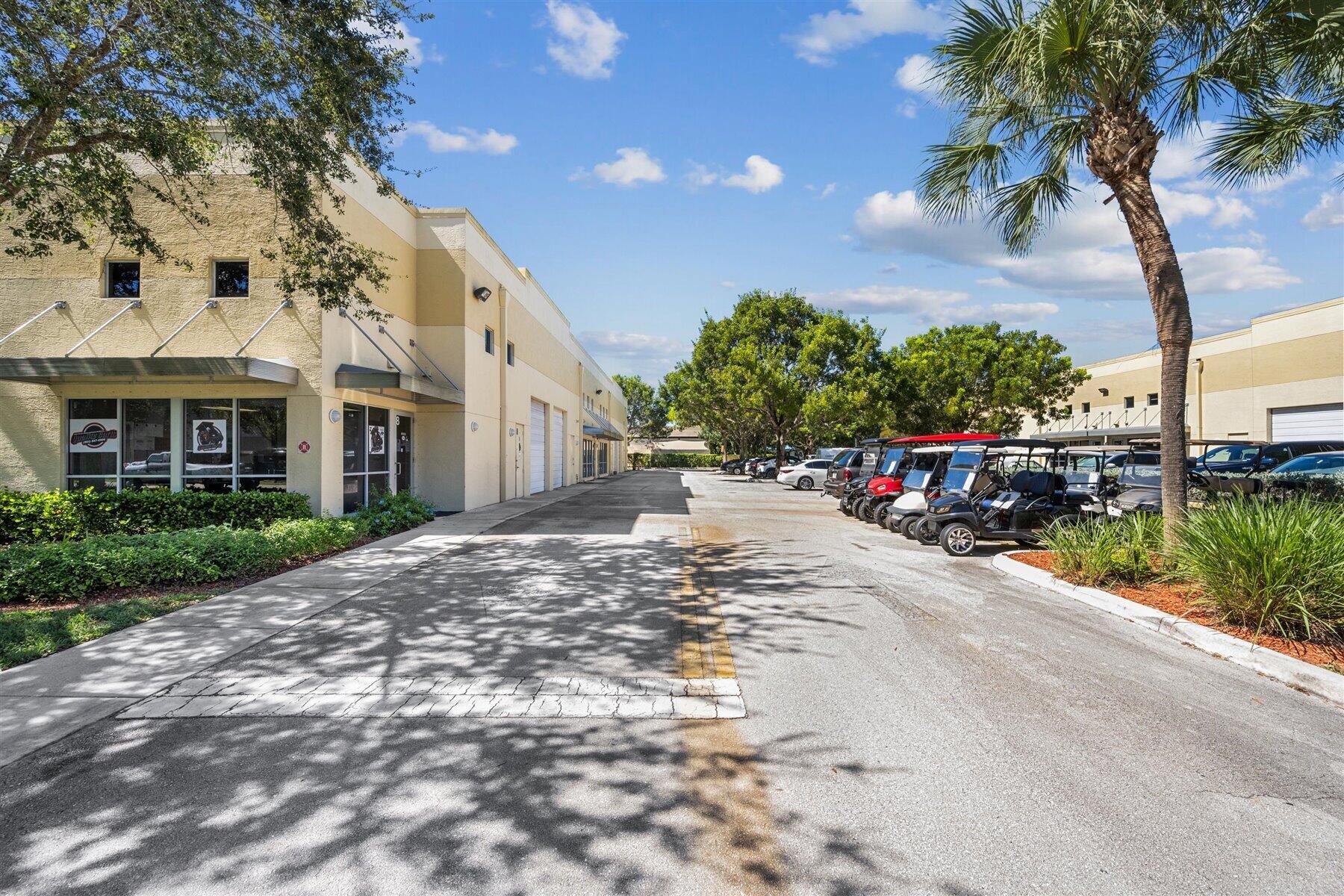 3121 Fairlane Farms Road 8