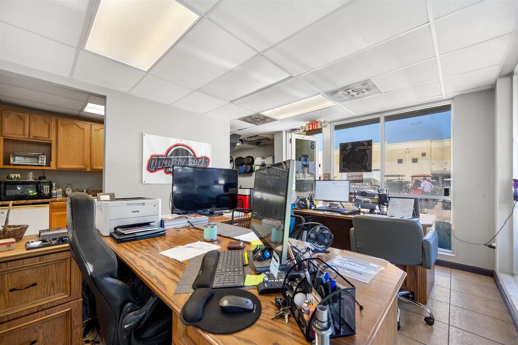 3121 Fairlane Farms Road 8