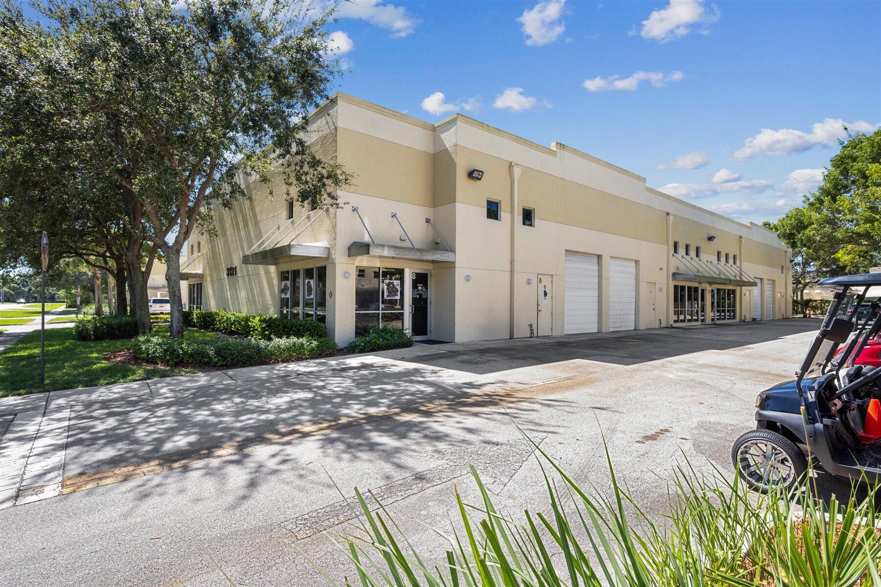3121 Fairlane Farms Road 8